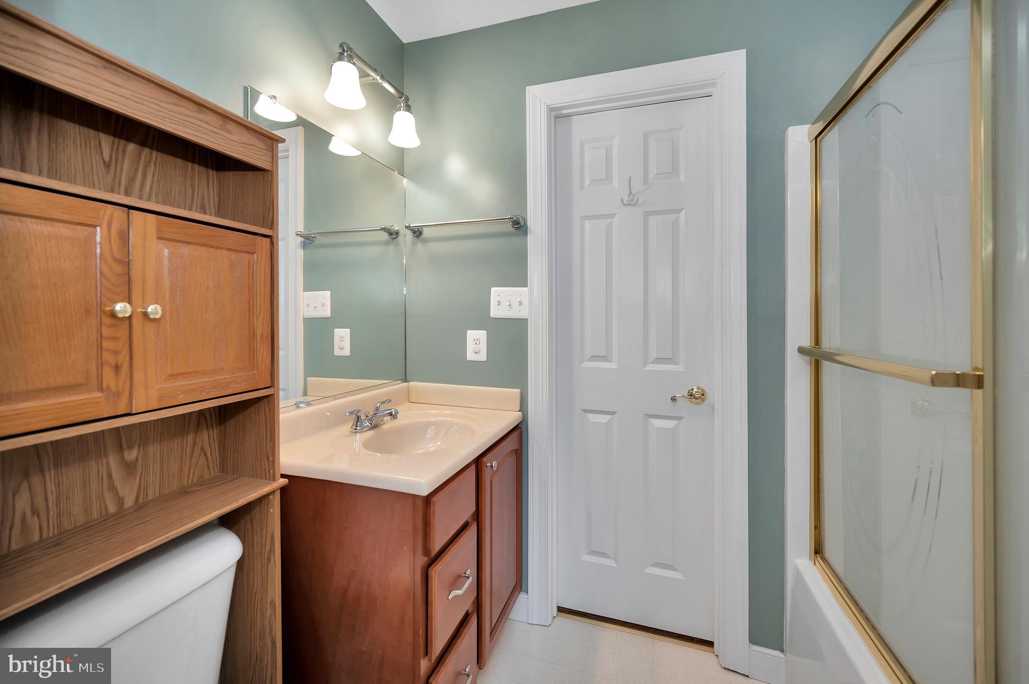SHERWOOD ESTATES - Residential