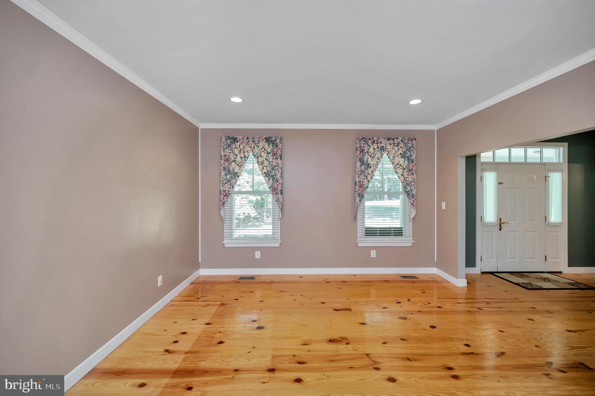 SHERWOOD ESTATES - Residential