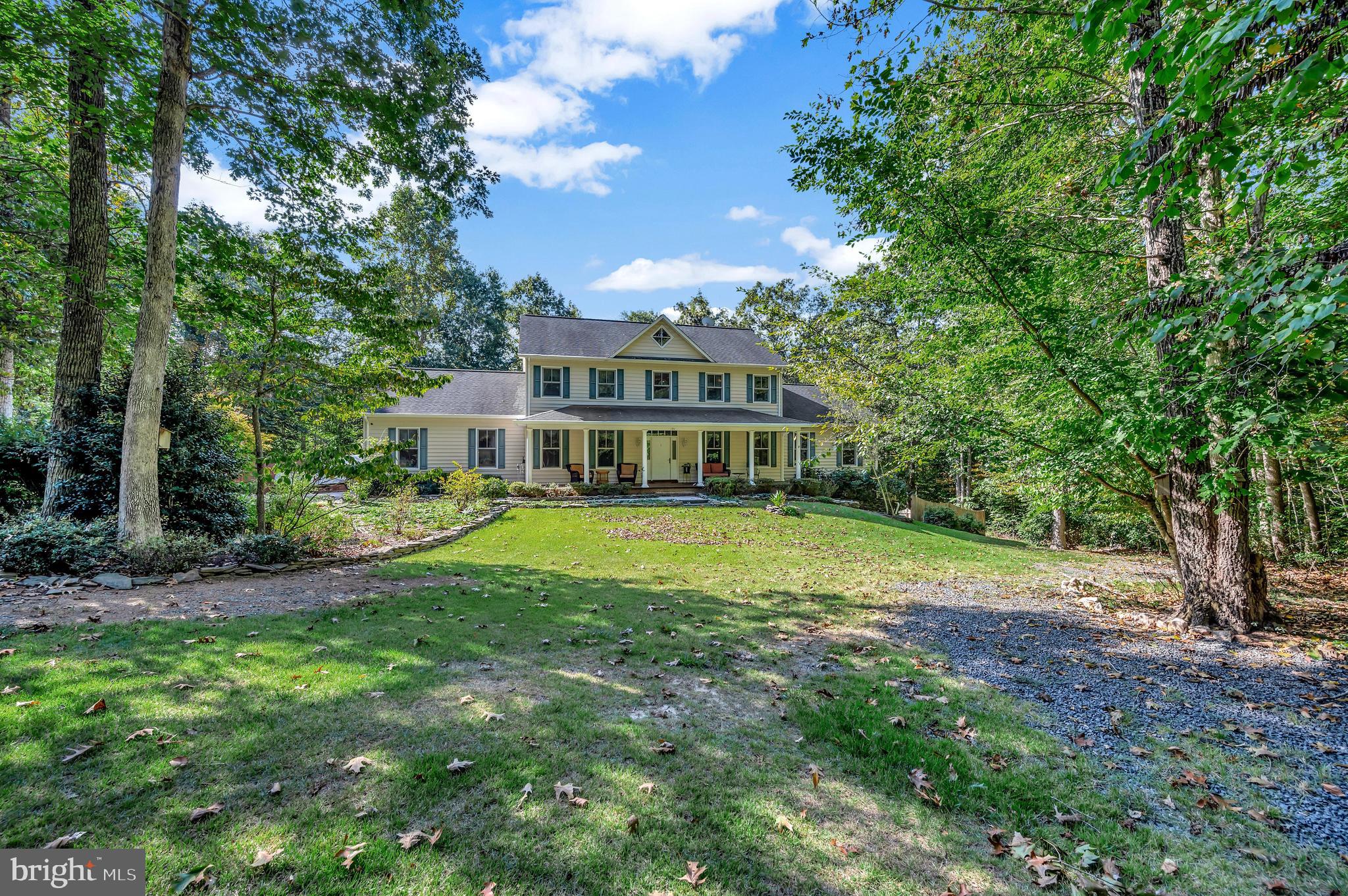 SHERWOOD ESTATES - Residential