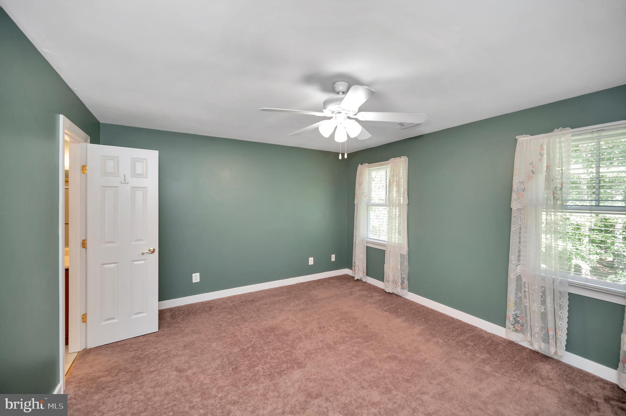 SHERWOOD ESTATES - Residential