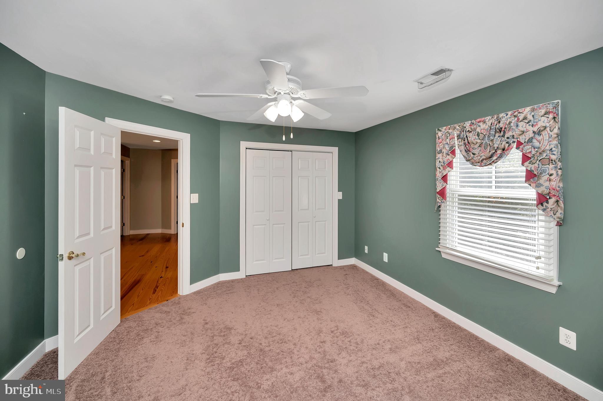 SHERWOOD ESTATES - Residential
