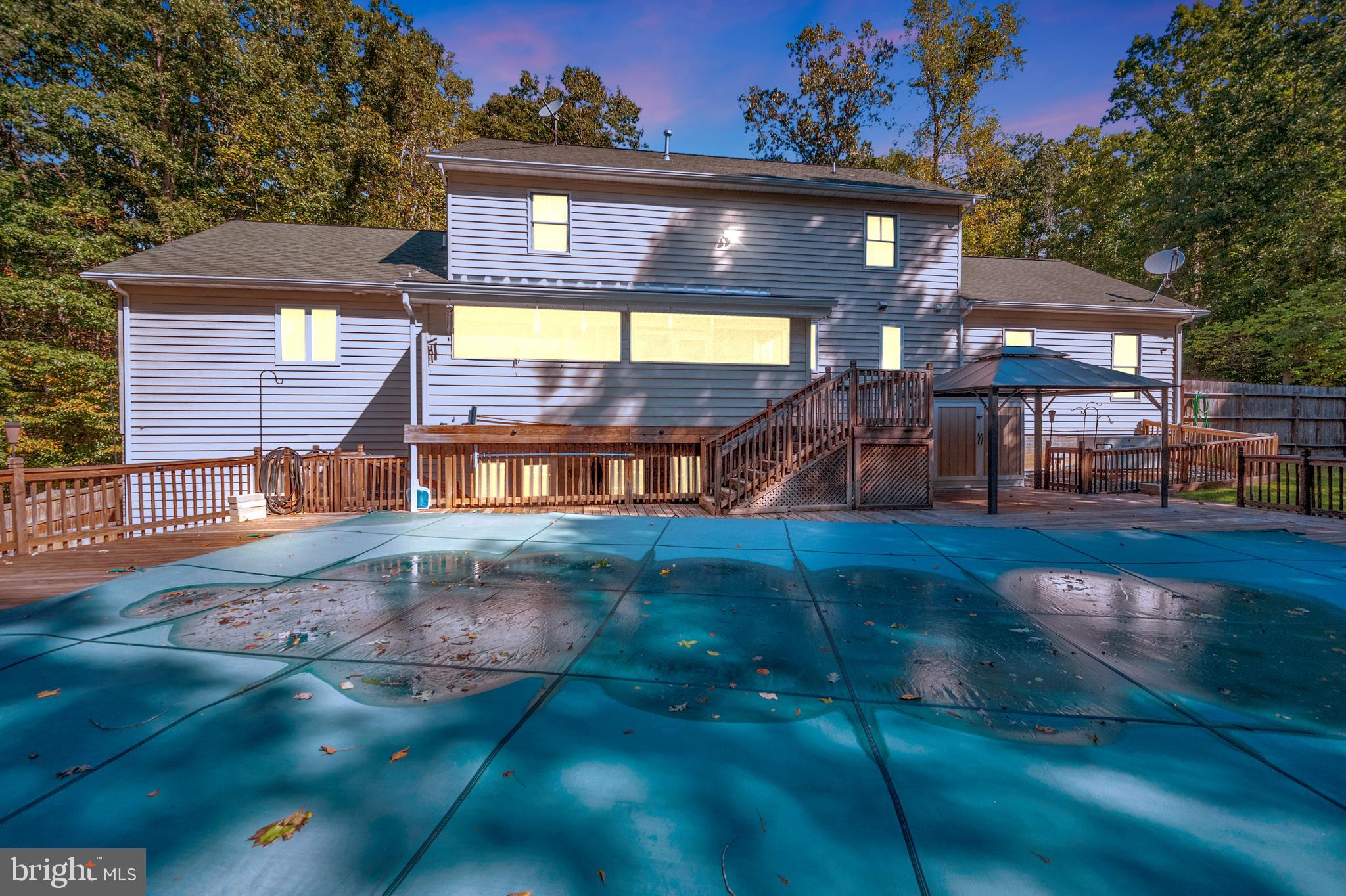 SHERWOOD ESTATES - Residential