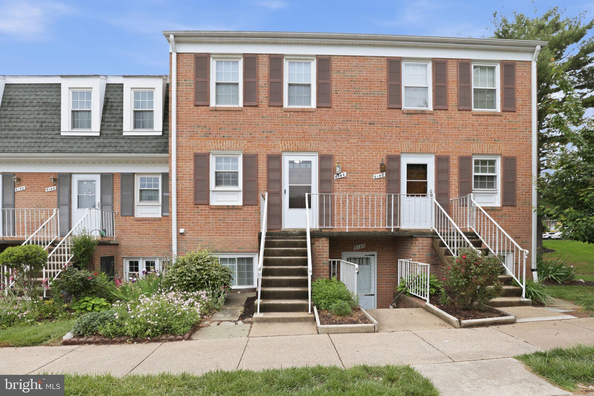 THE MEADOWS - Residential