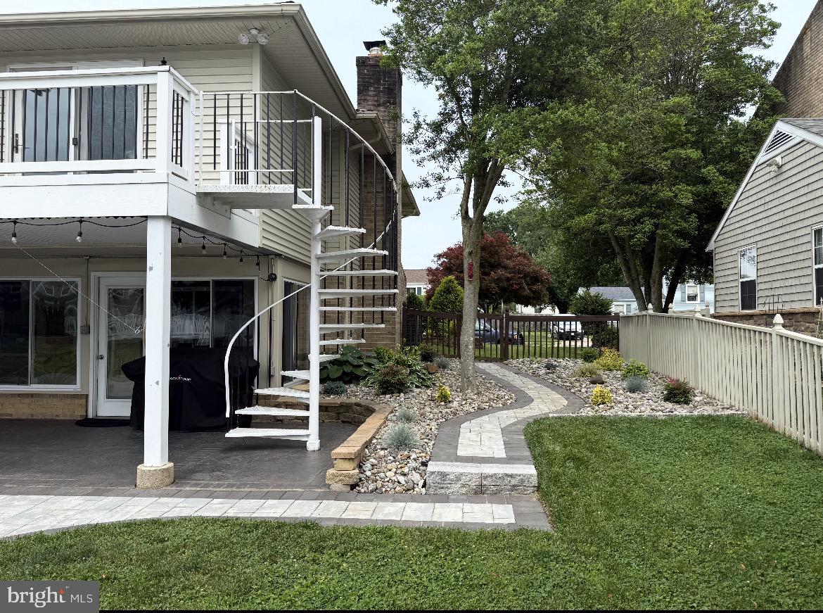 RUMSEY ISLAND - Residential