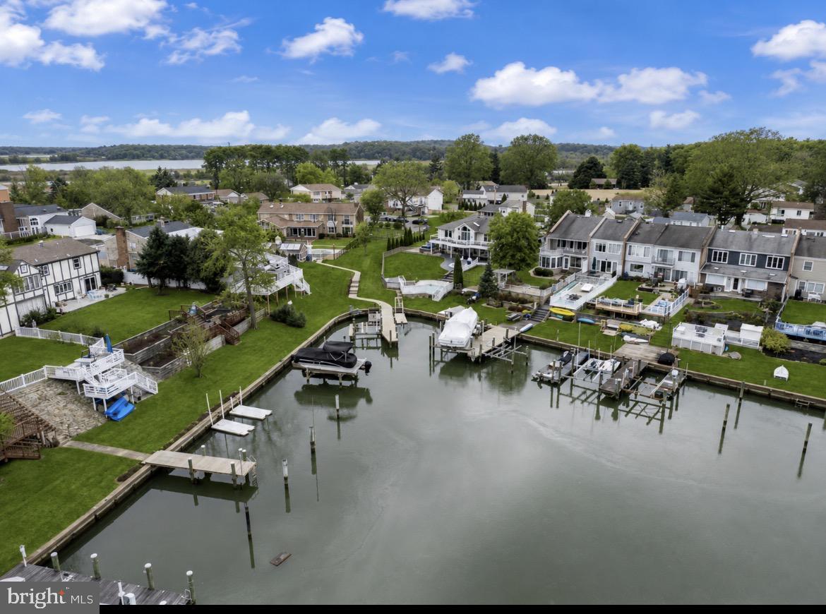 RUMSEY ISLAND - Residential