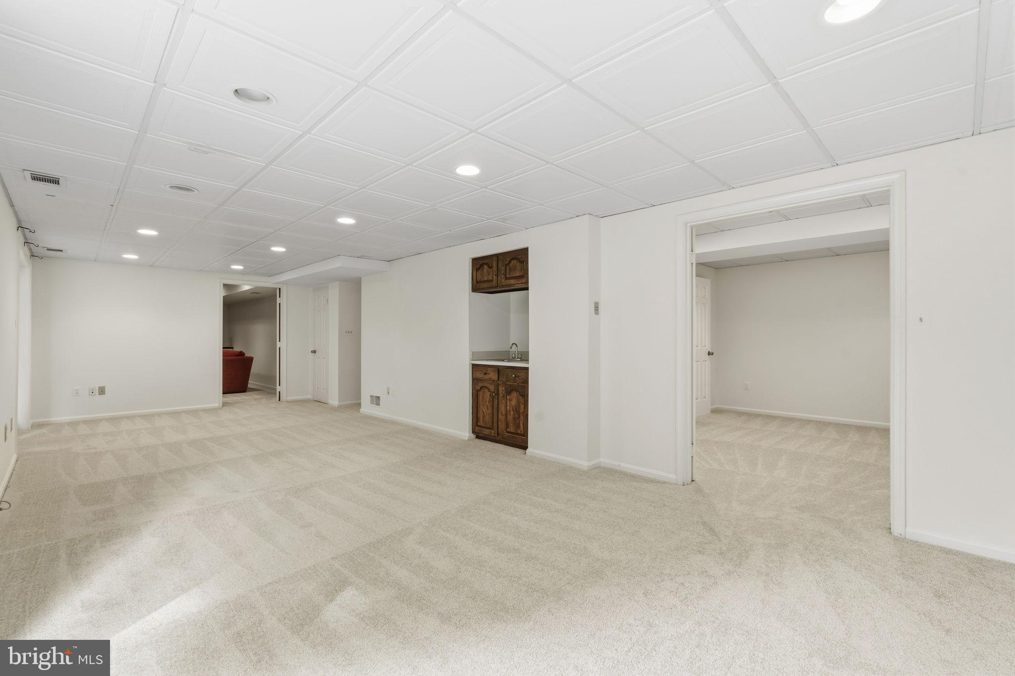 MONTGOMERY VILLAGE - Residential
