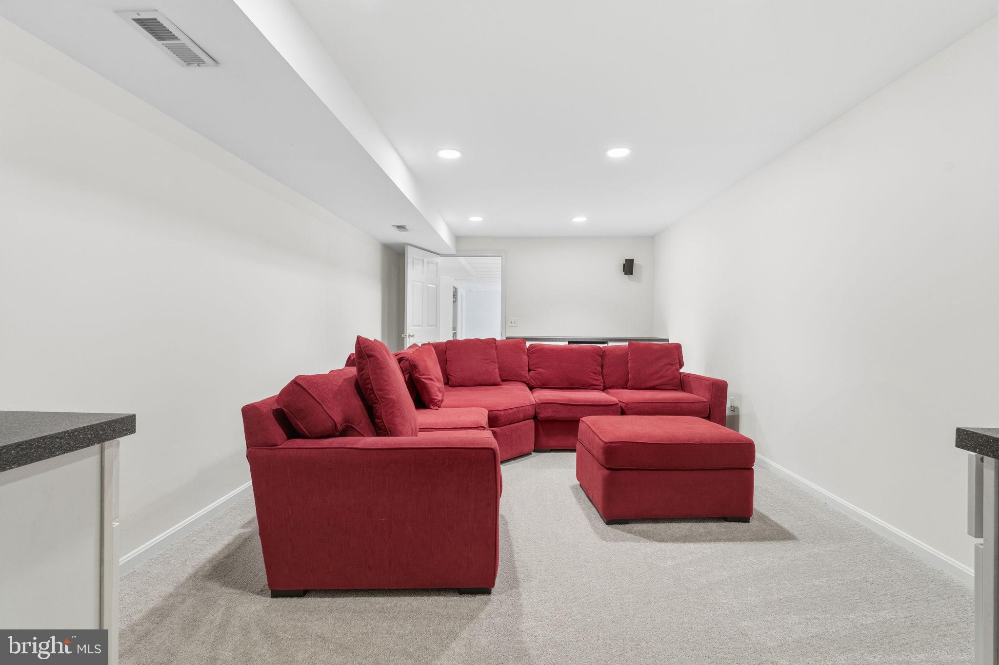 MONTGOMERY VILLAGE - Residential