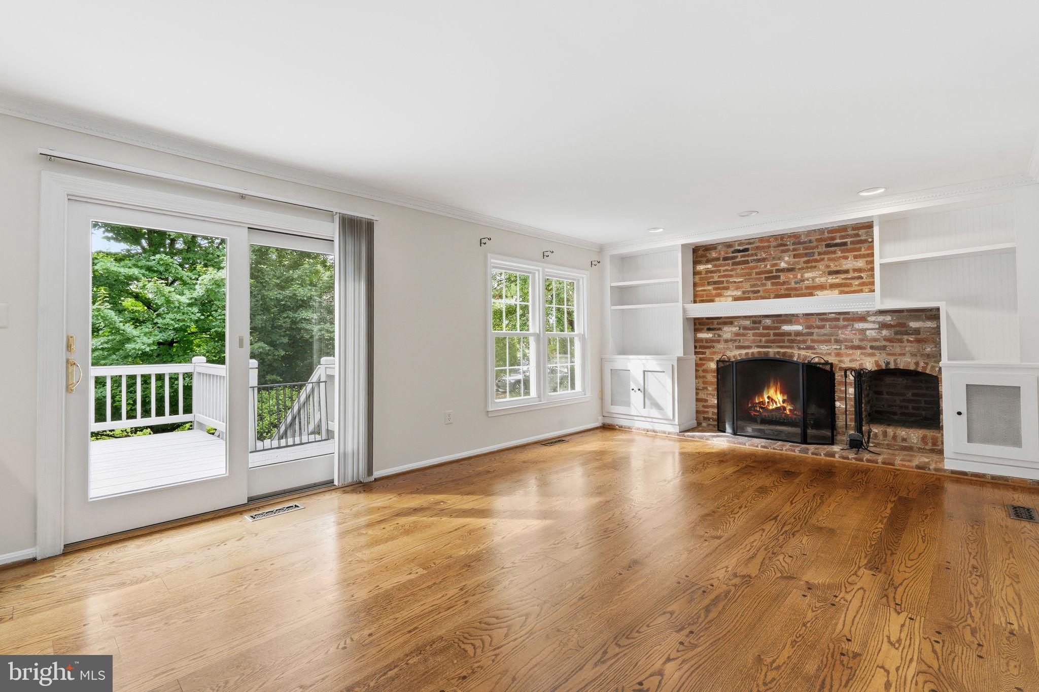 MONTGOMERY VILLAGE - Residential