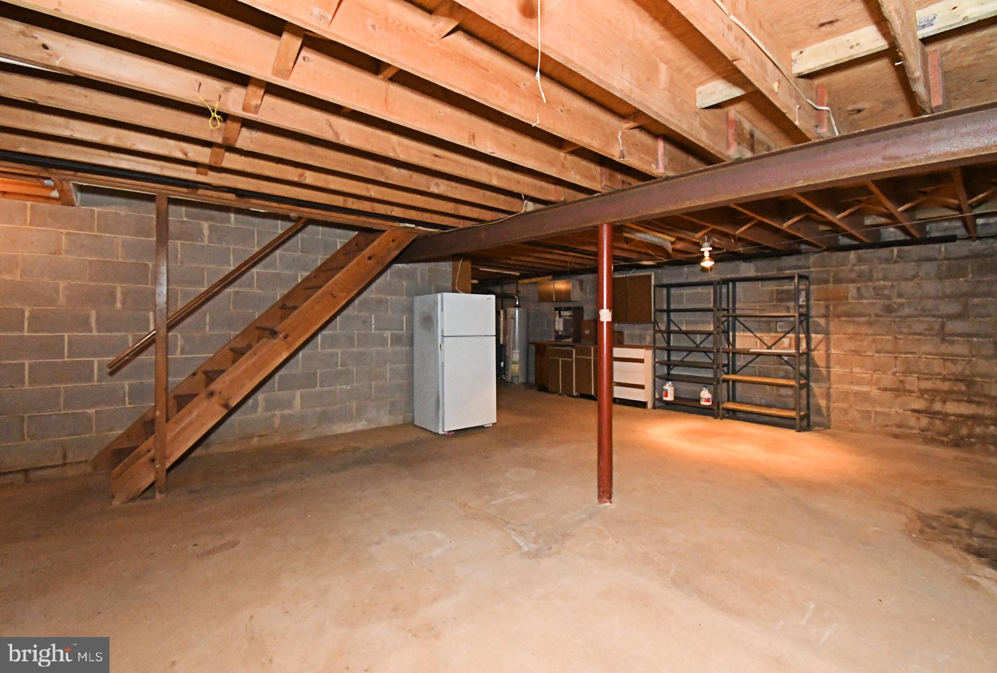 FOX CHASE MANOR - Residential