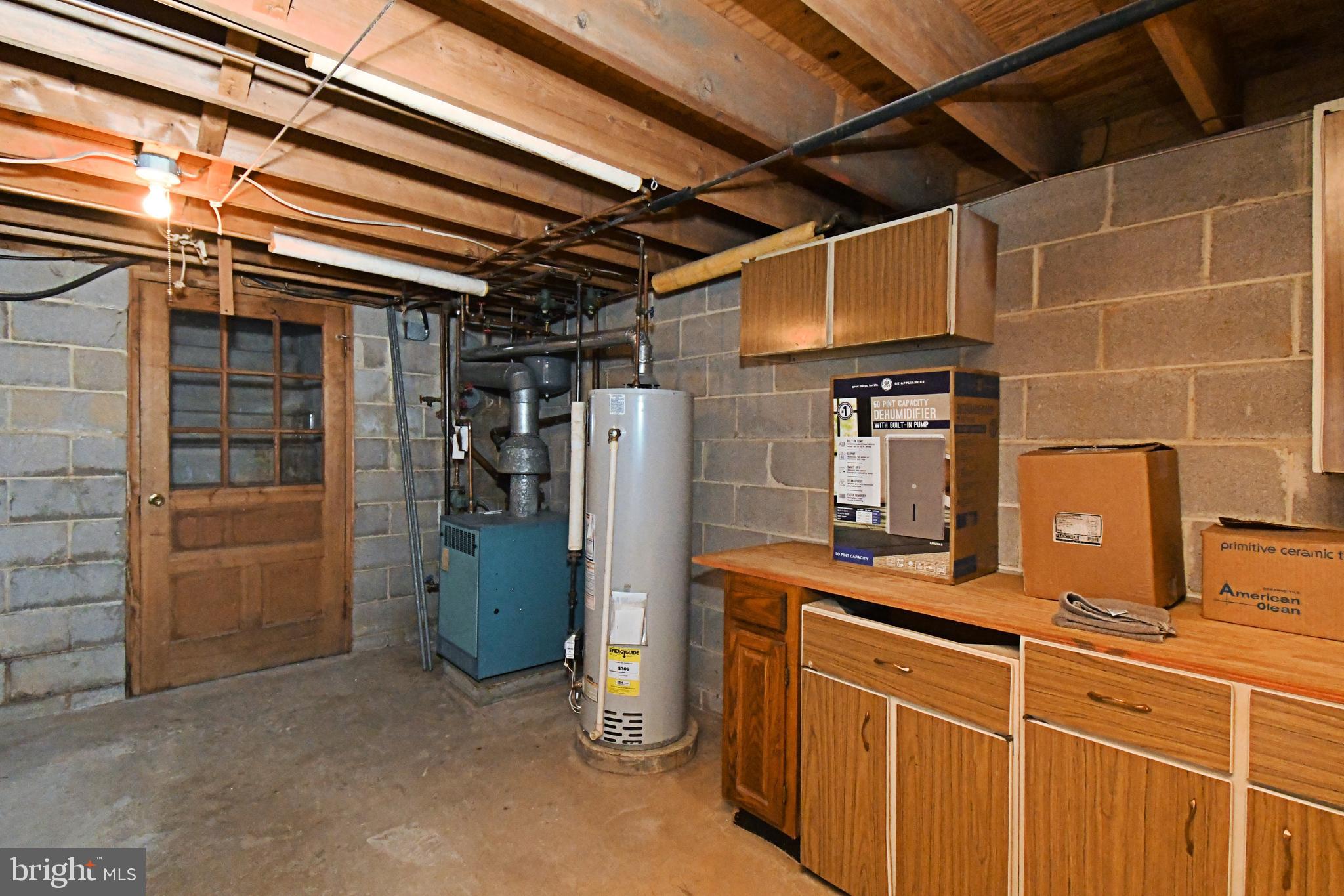 FOX CHASE MANOR - Residential