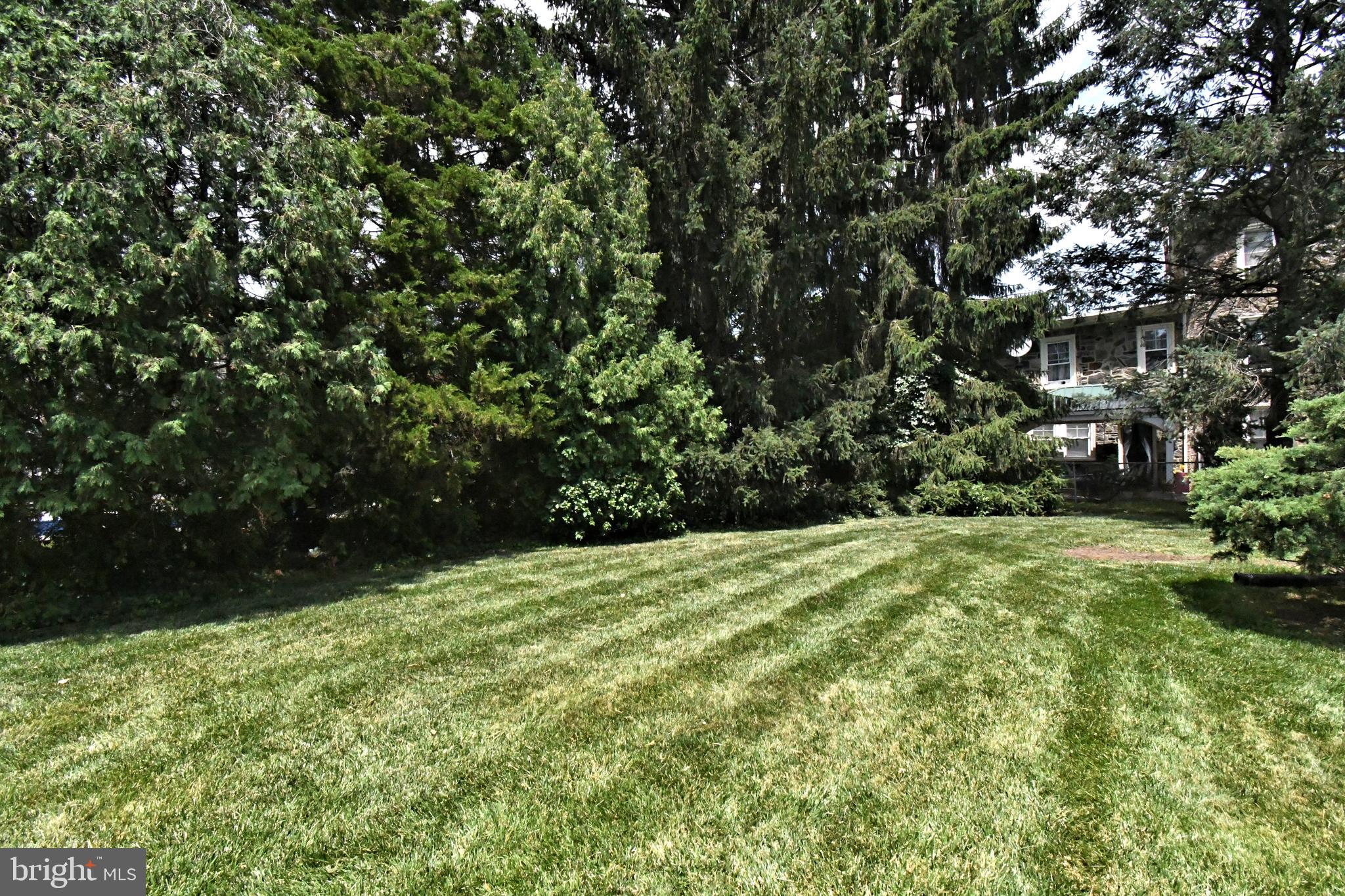 FOX CHASE MANOR - Residential