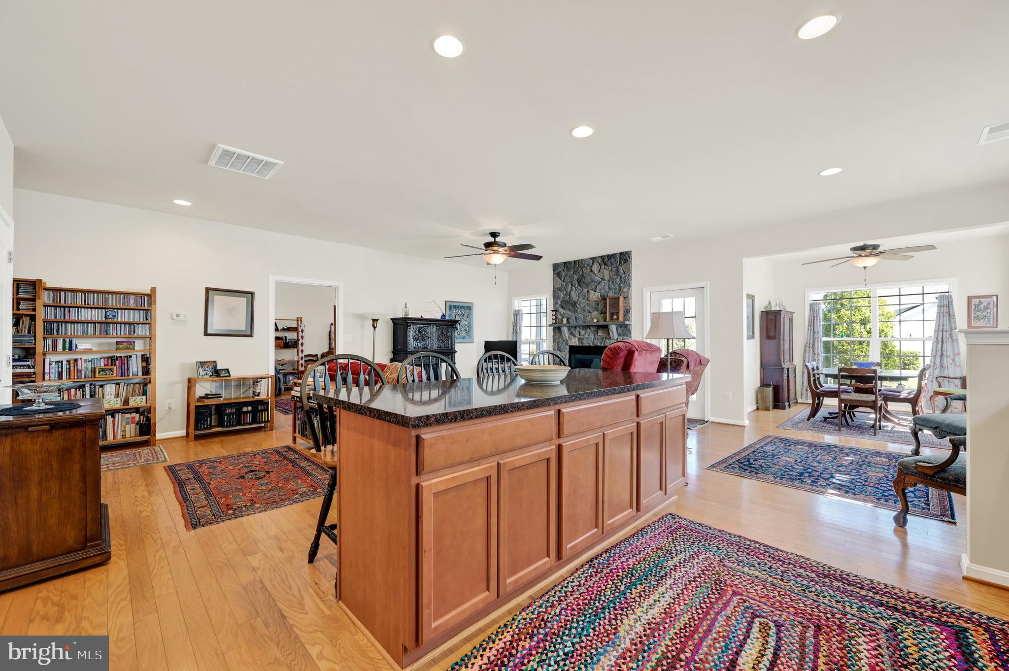 SYMPHONY VILLAGE AT CENTREVILLE - Residential