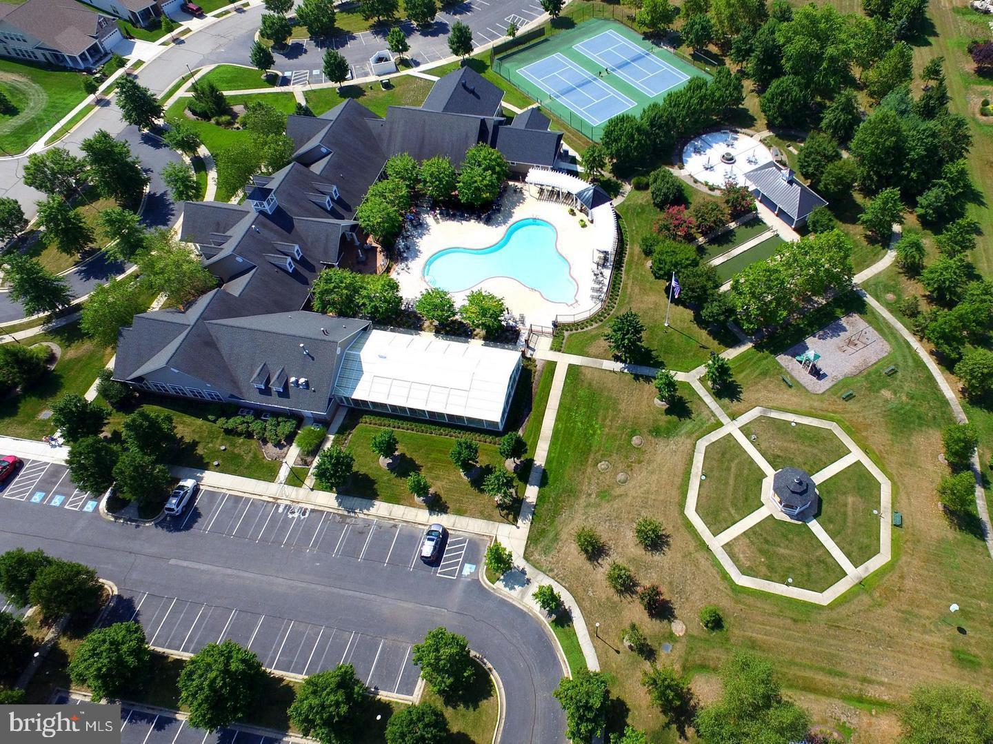 SYMPHONY VILLAGE AT CENTREVILLE - Residential
