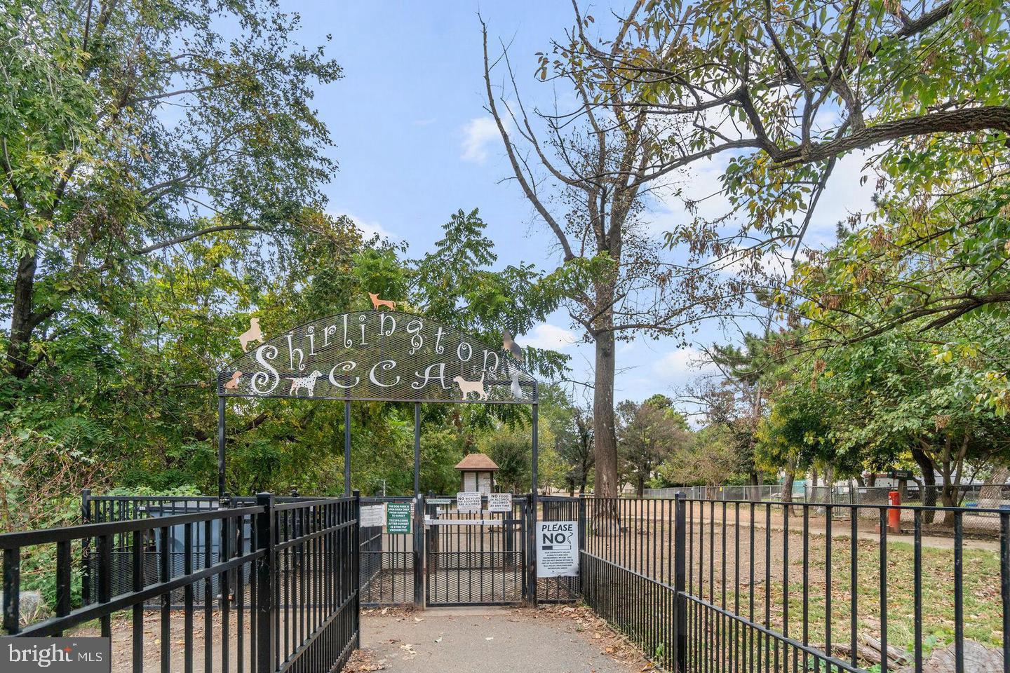 THE CARLTON - Residential