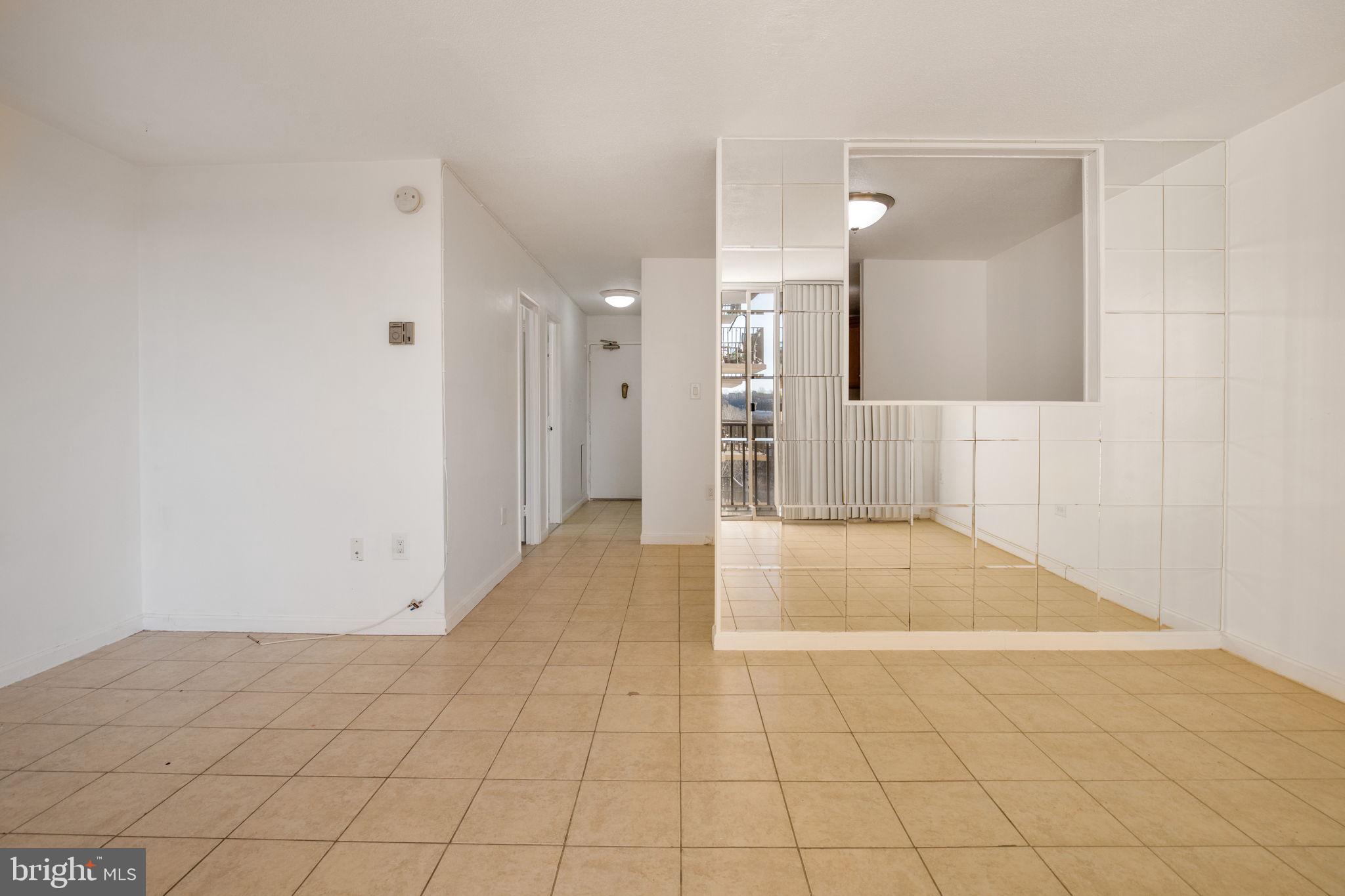 THE CARLTON - Residential