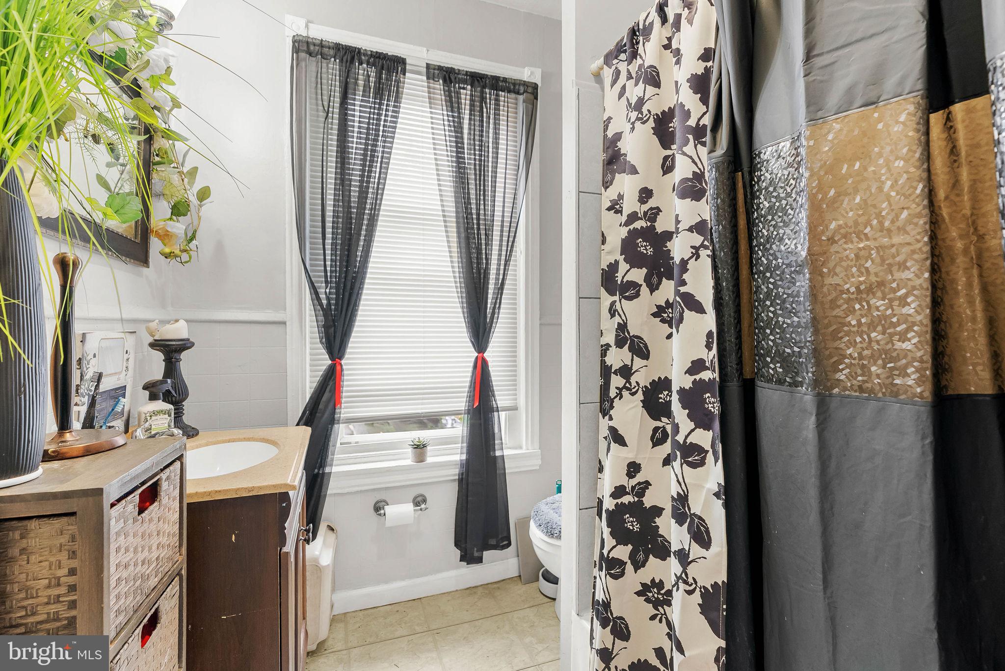 GERMANTOWN - Residential Income