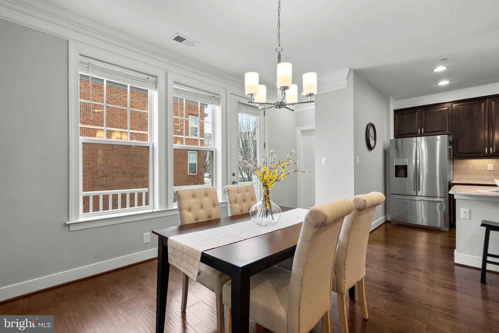 CROWN FARM - Residential