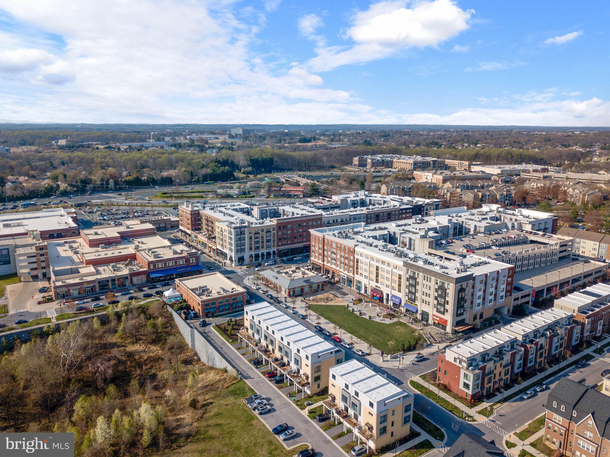 CROWN FARM - Residential