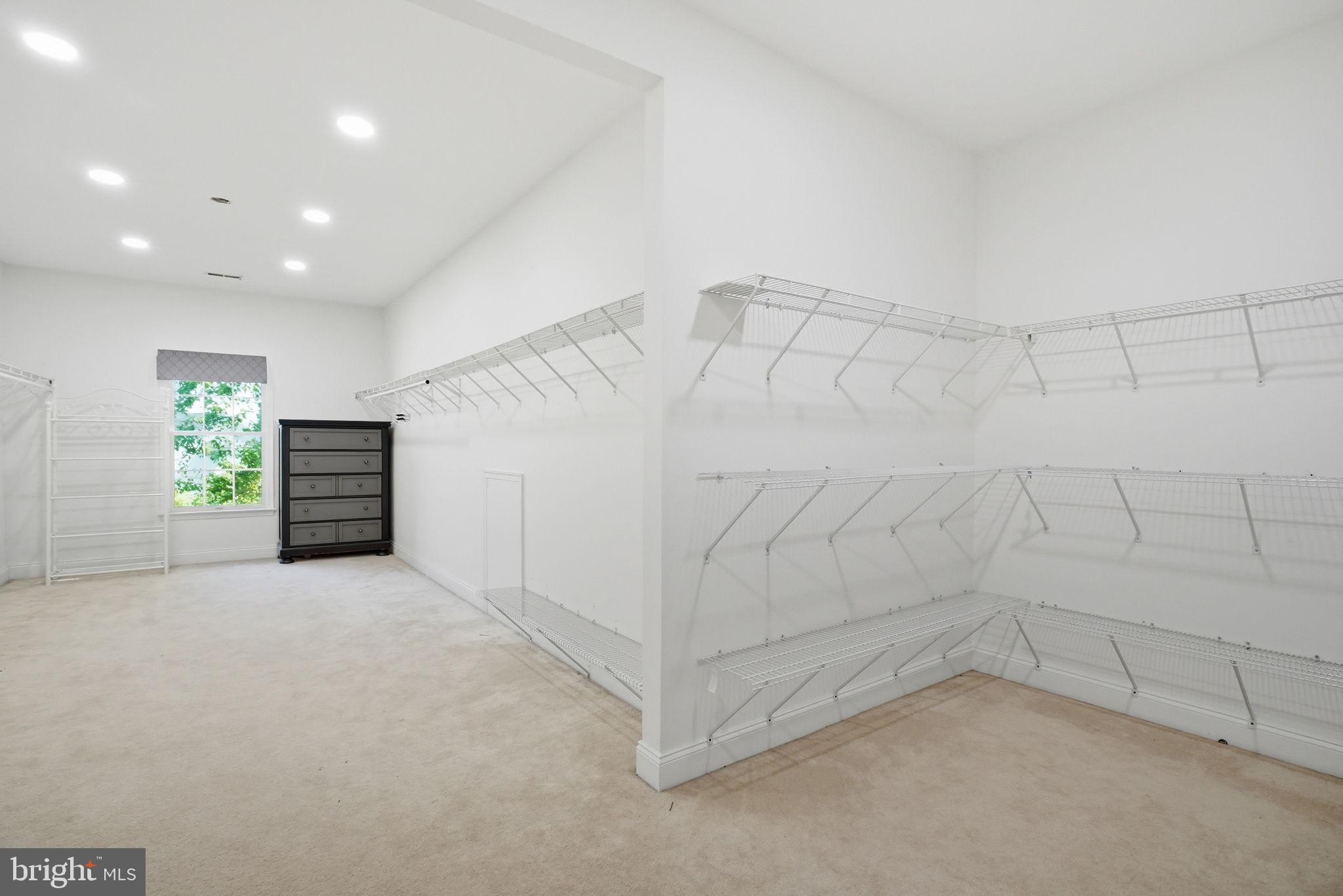 CHESTNUT RIDGE ESTATES - Residential