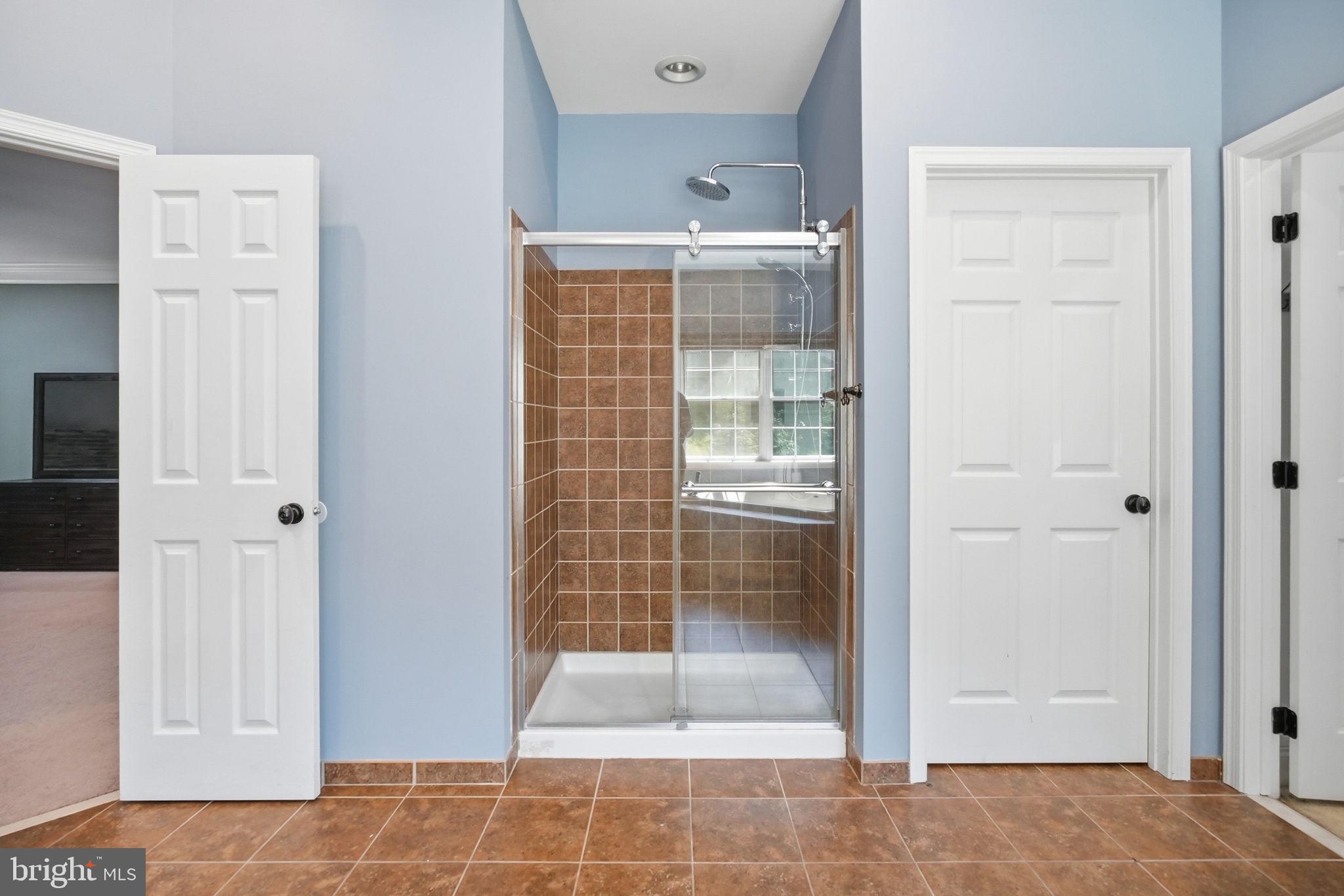 CHESTNUT RIDGE ESTATES - Residential