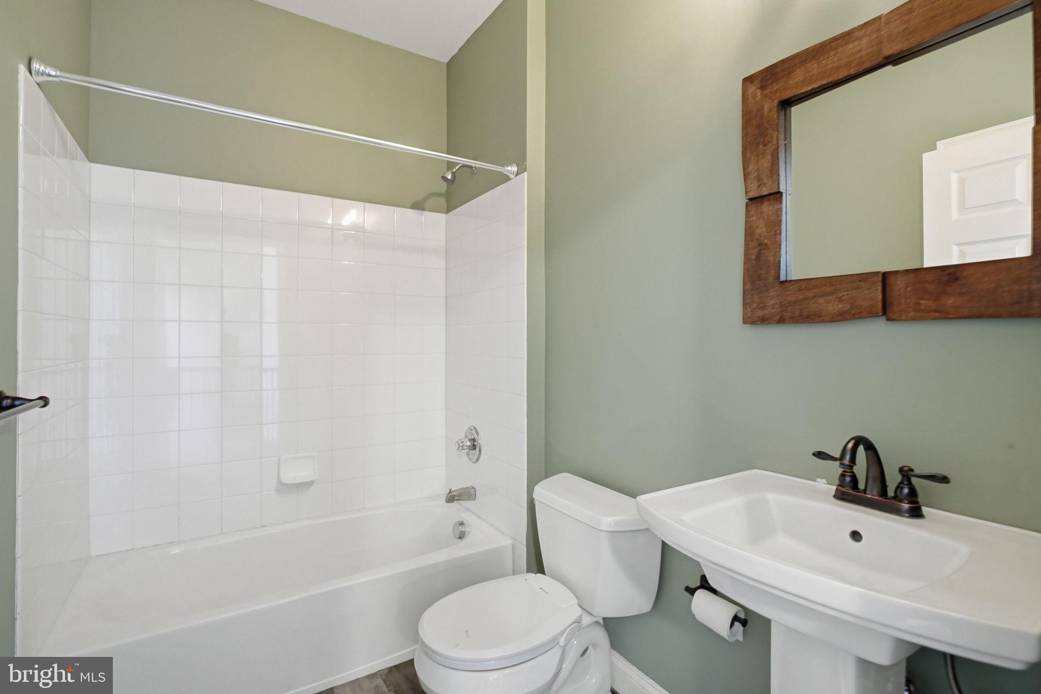 CHESTNUT RIDGE ESTATES - Residential