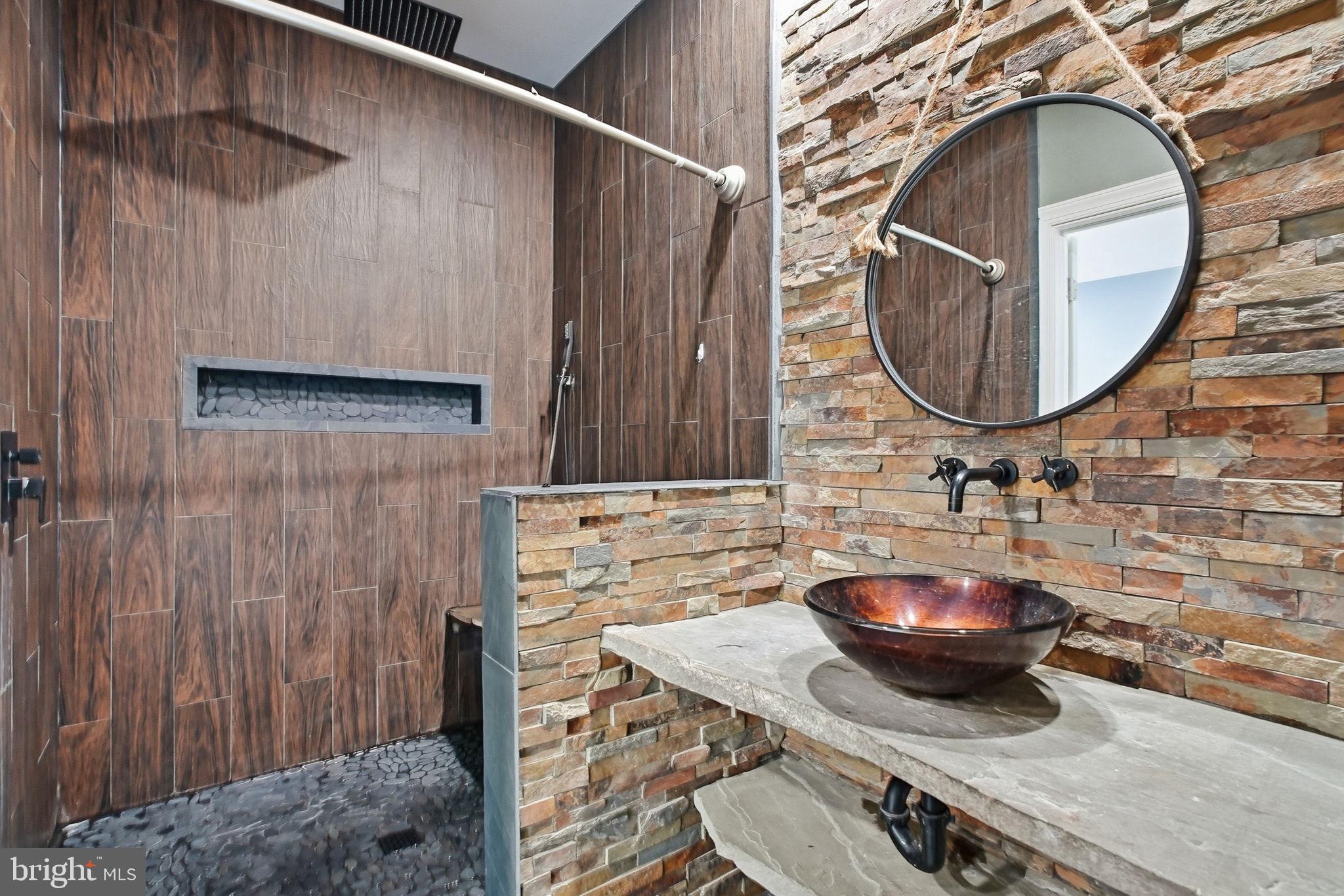 CHESTNUT RIDGE ESTATES - Residential