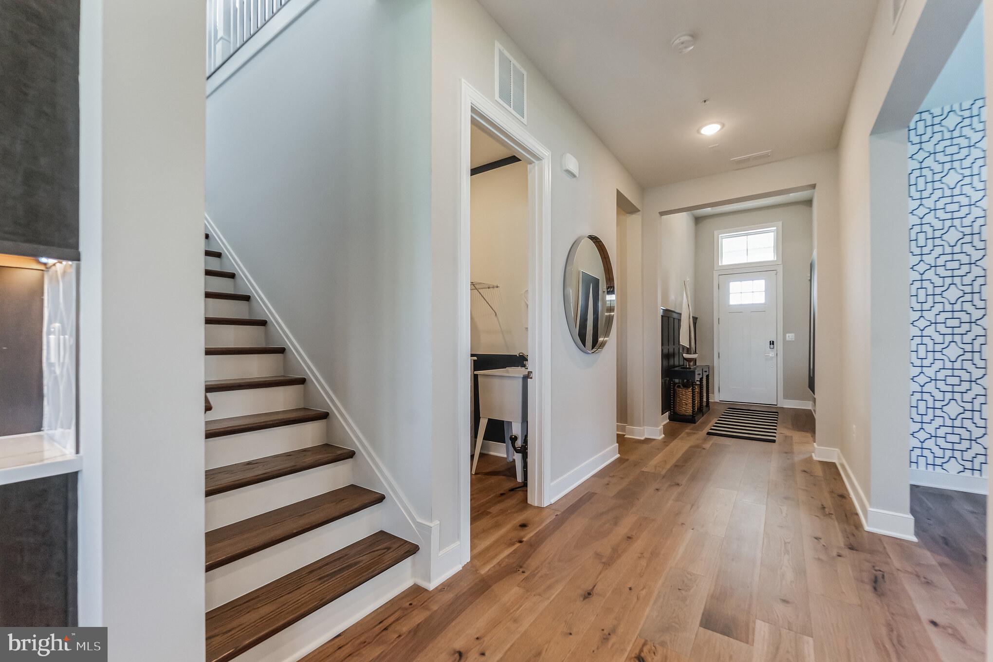 FOUR SEASONS AT KENT ISLAND - Residential