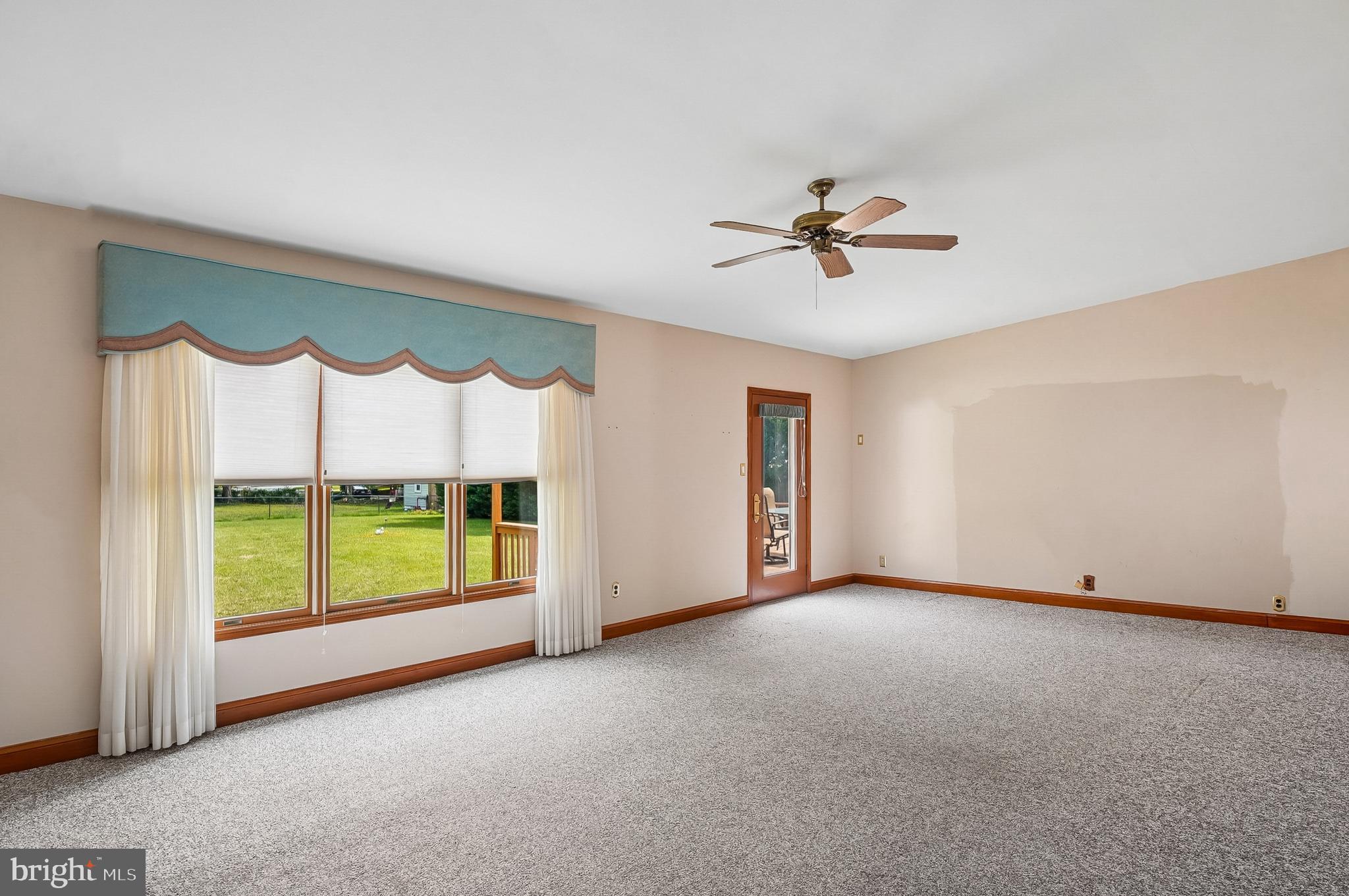 COLONY HILLS - Residential