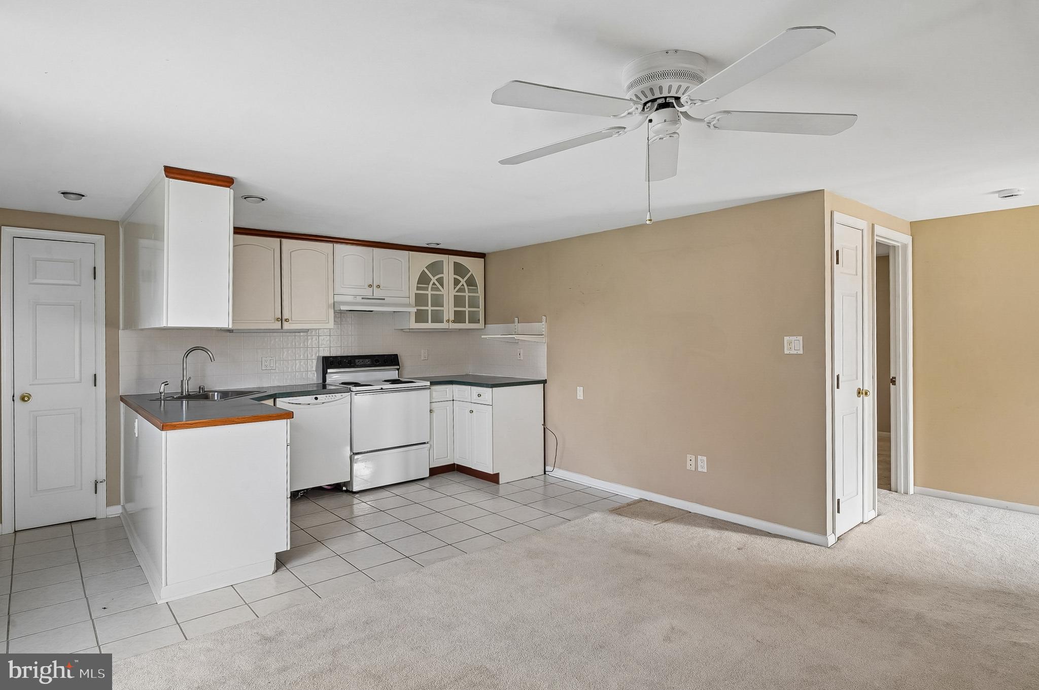 COLONY HILLS - Residential