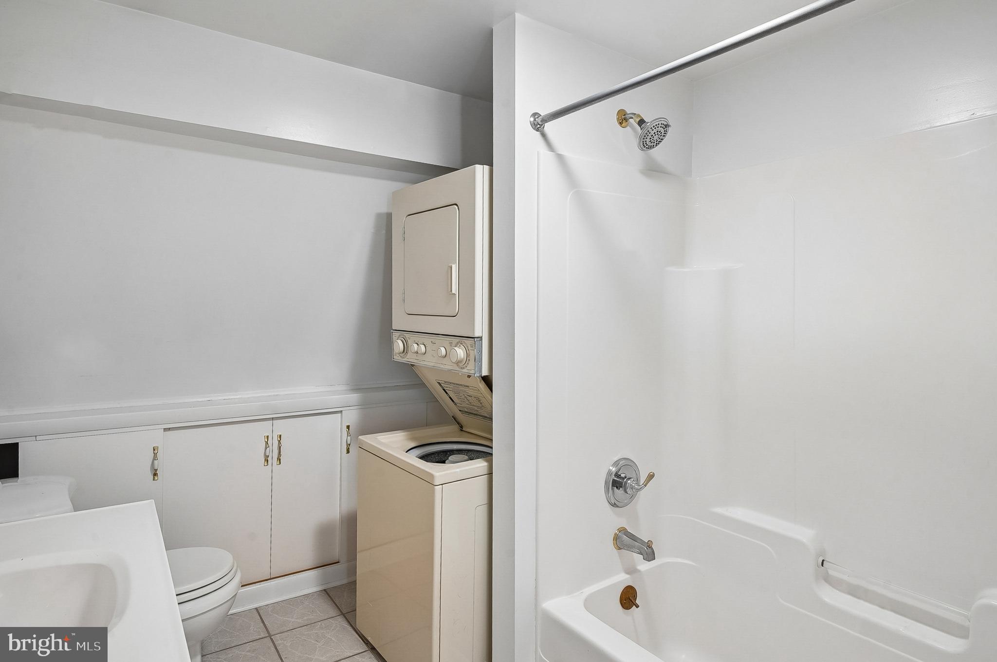 COLONY HILLS - Residential