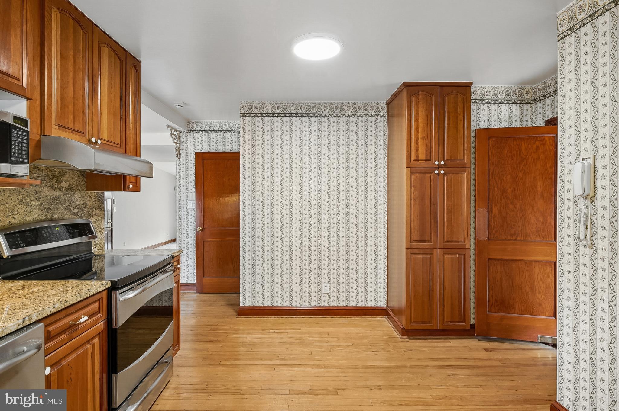 COLONY HILLS - Residential