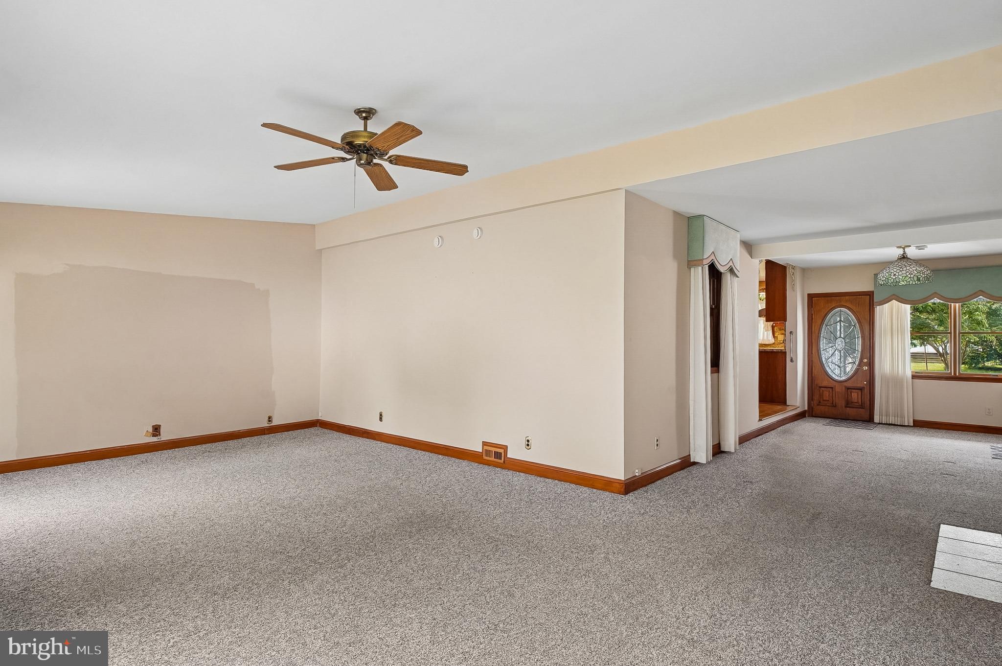 COLONY HILLS - Residential