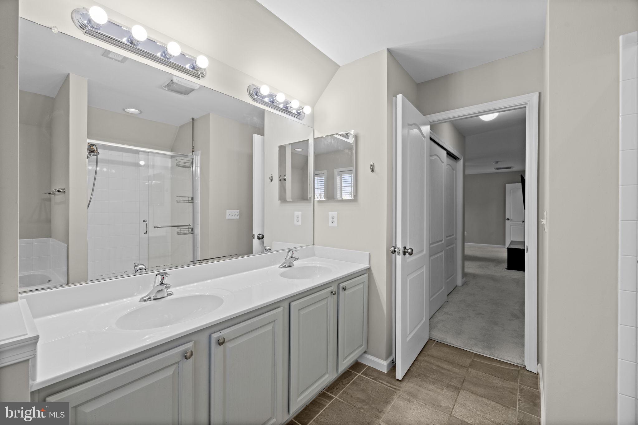 LAKE HOLIDAY ESTATES - Residential