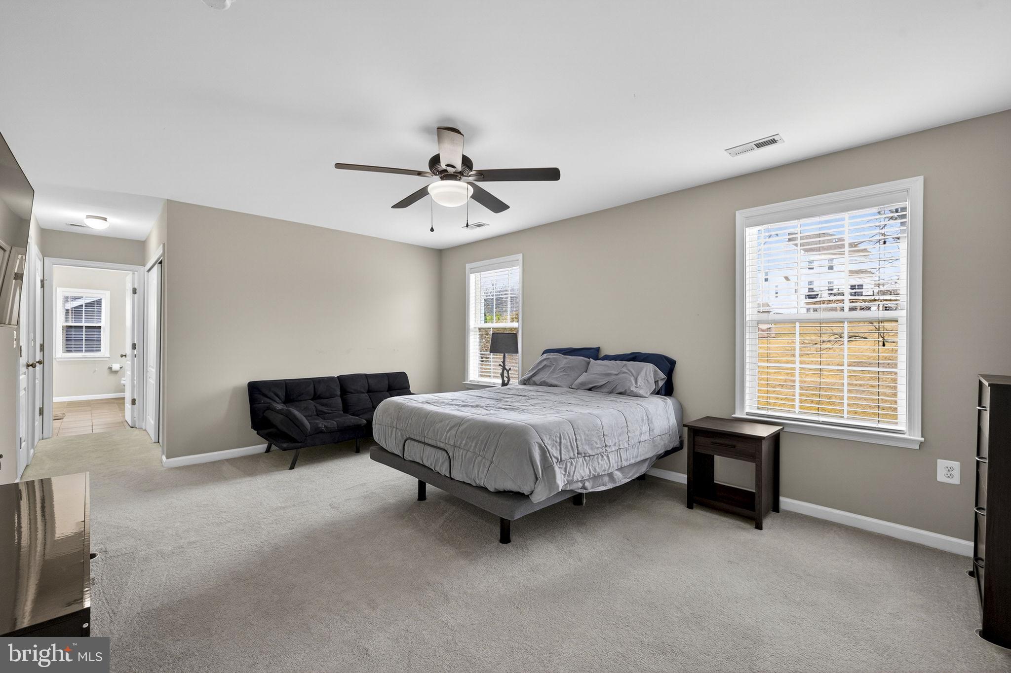 LAKE HOLIDAY ESTATES - Residential