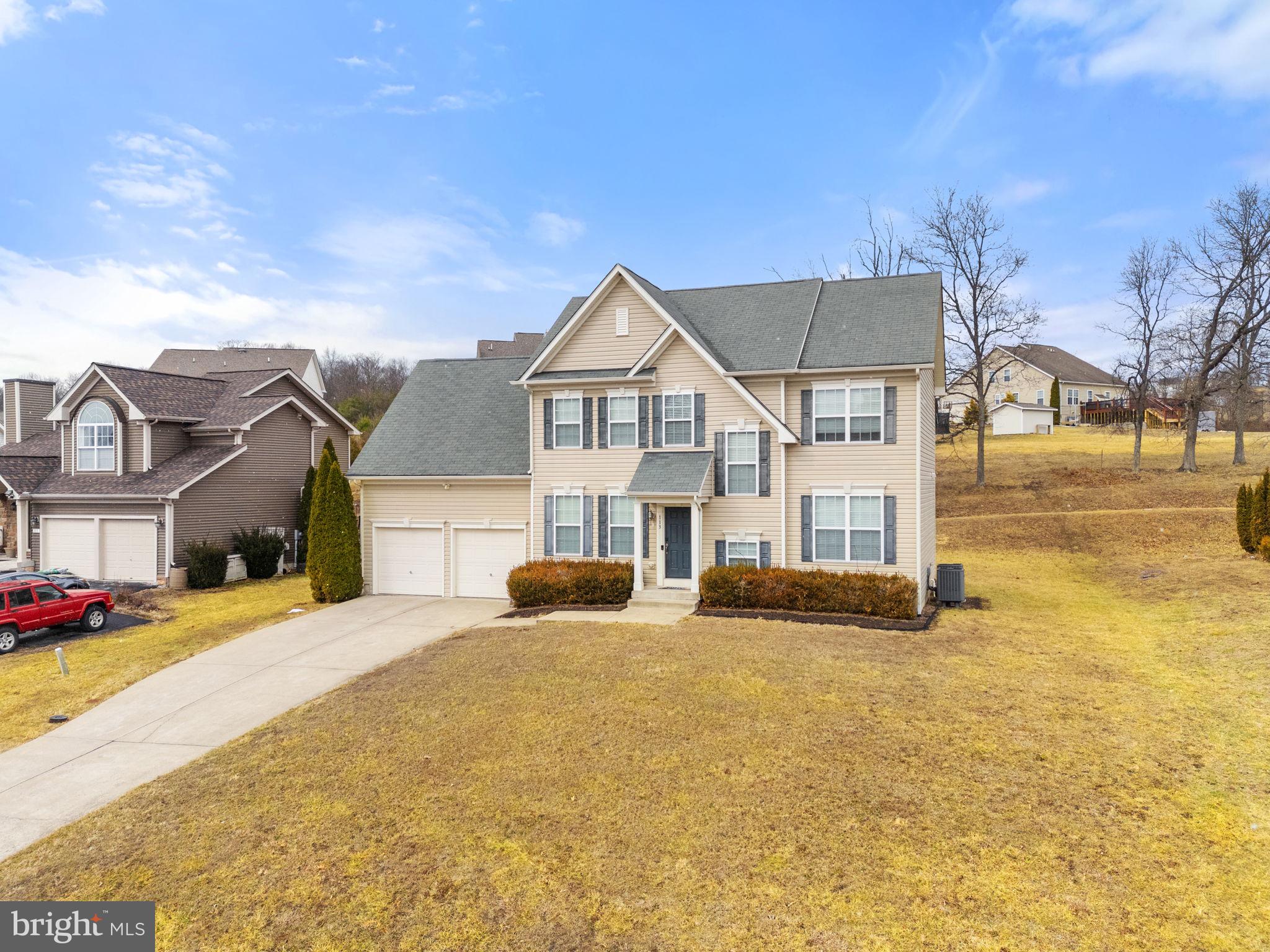 LAKE HOLIDAY ESTATES - Residential