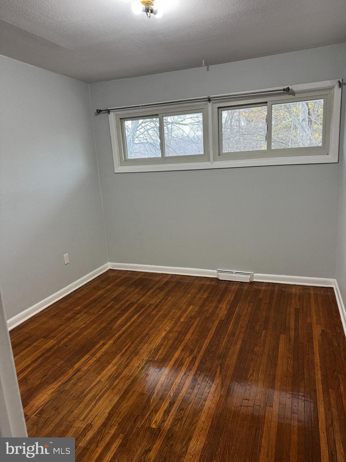 MEADOWBROOK - Residential Lease