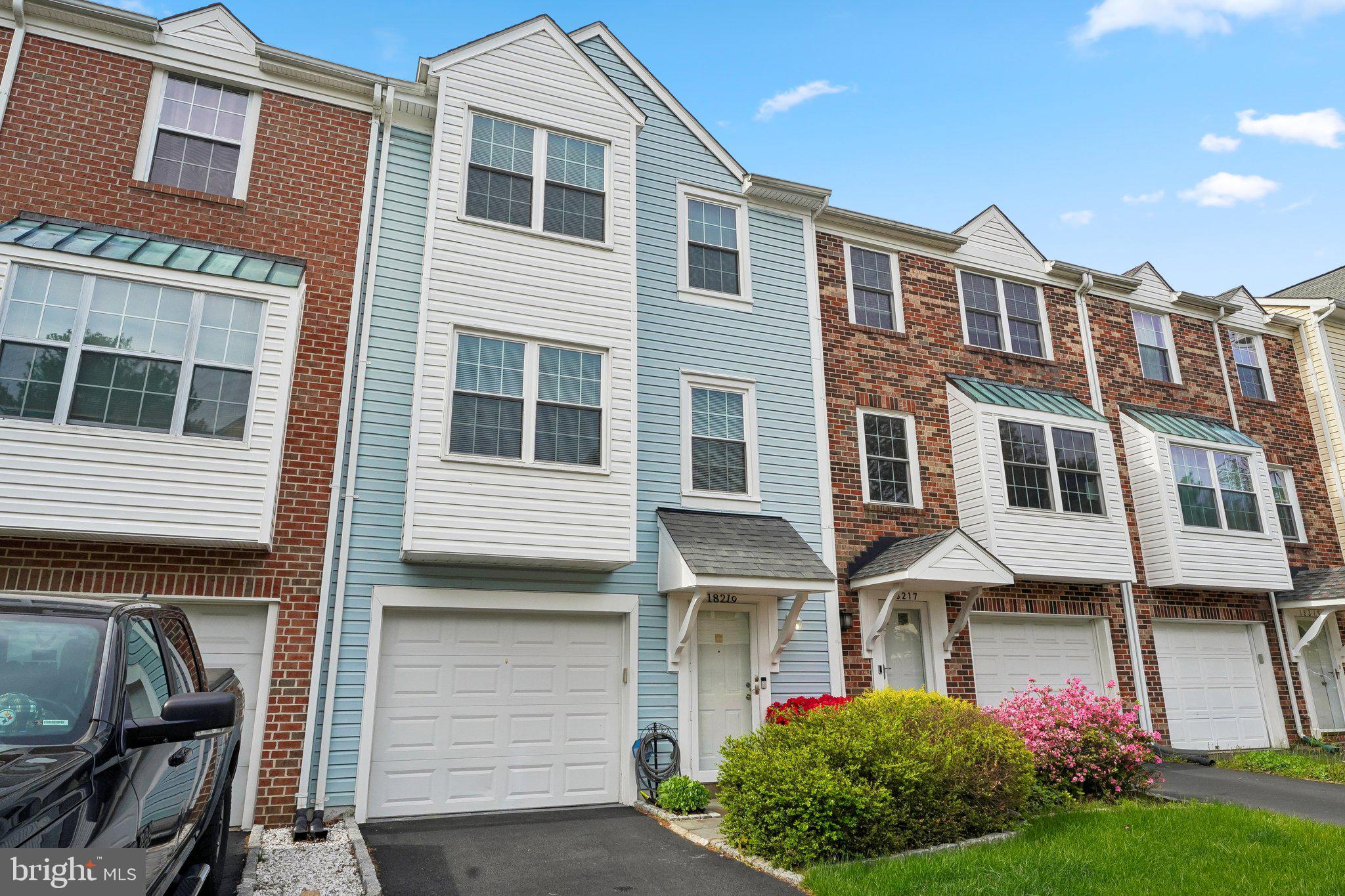 FAIR HILL FARM - Residential