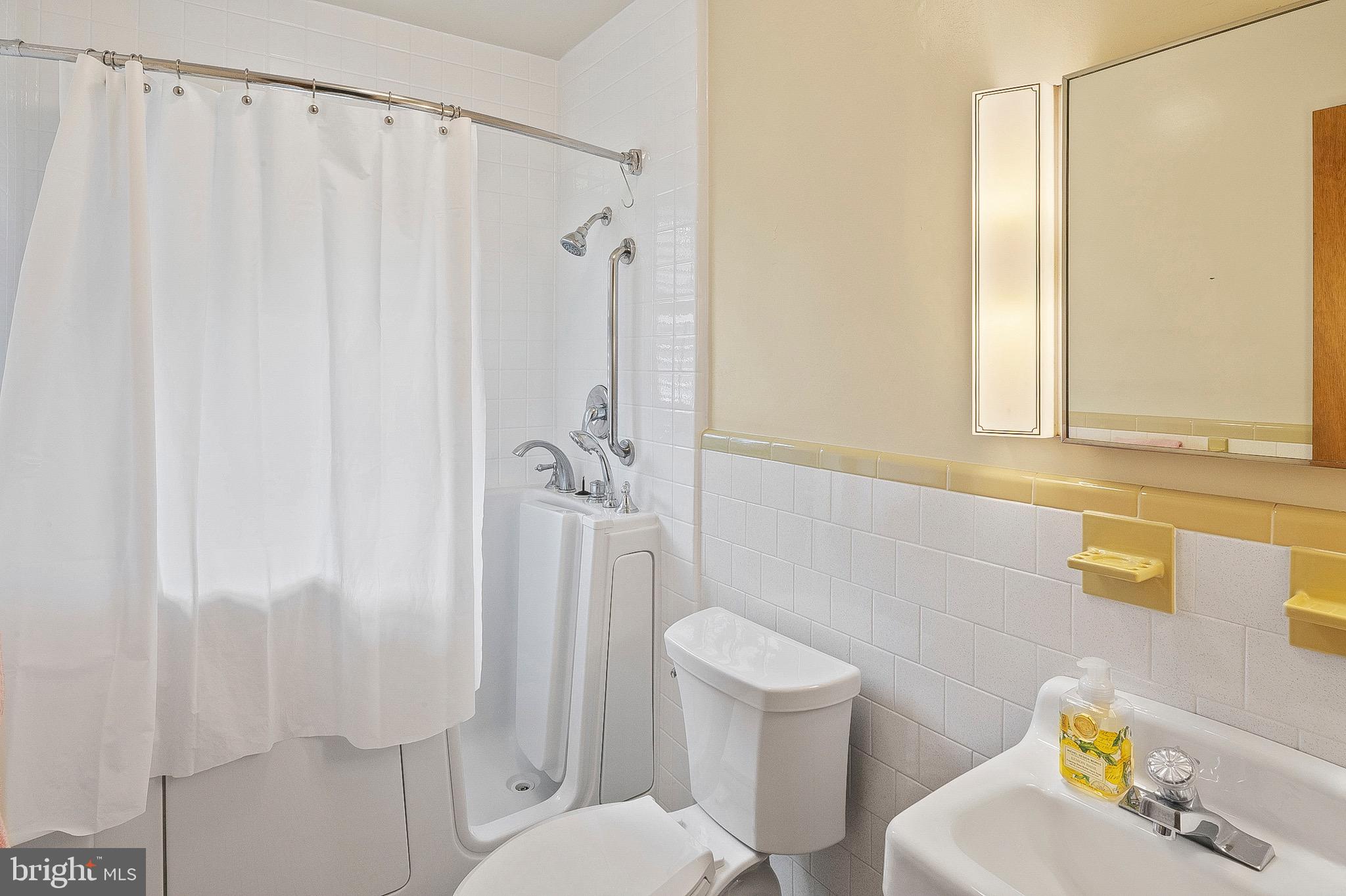 WEST ANNAPOLIS - Residential