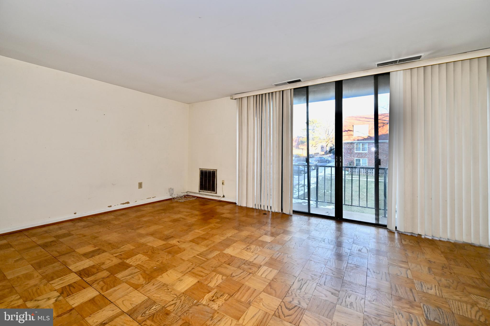 DIAMOND FARM - Residential