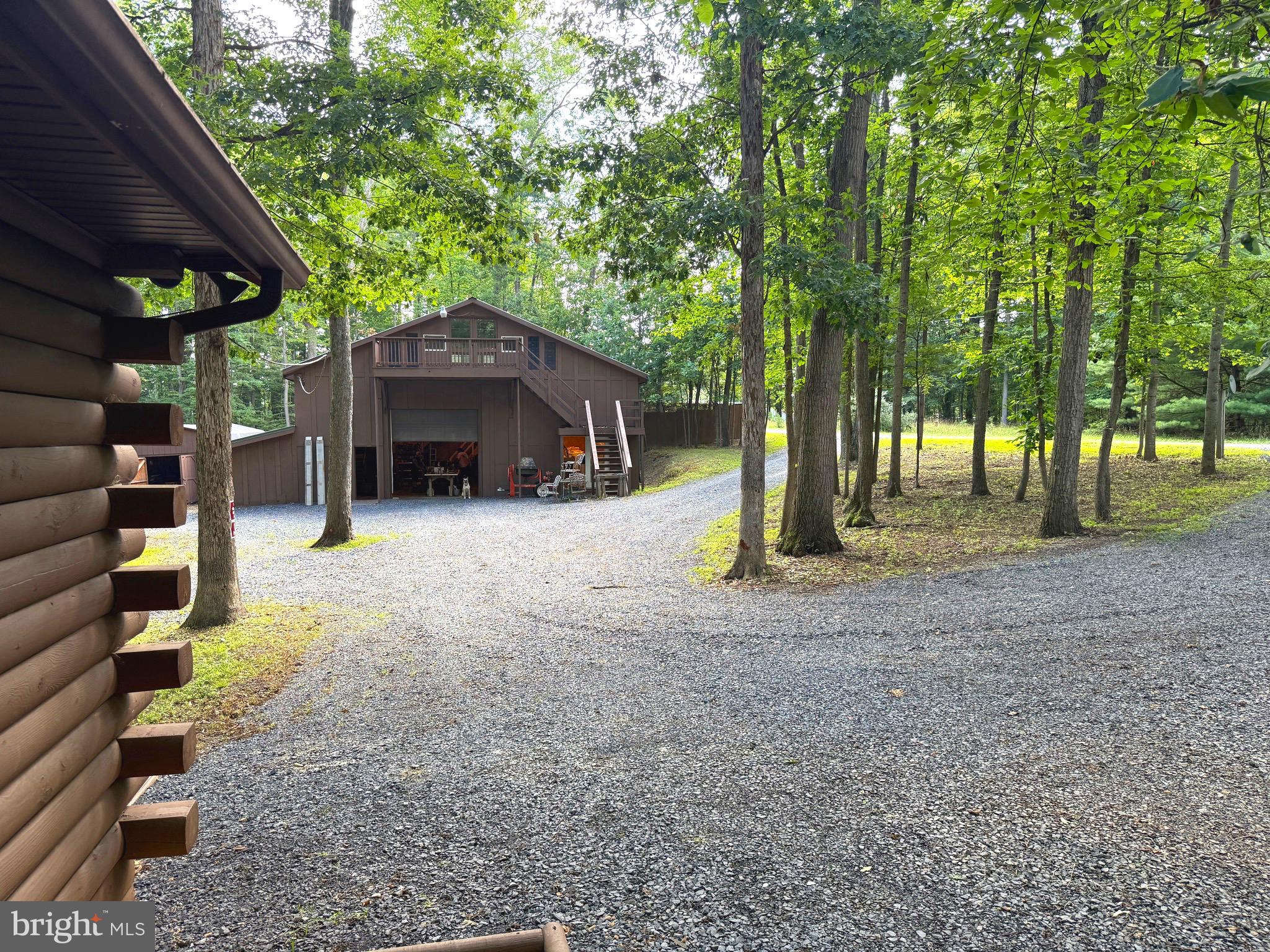 SLEEPY CREEK MOUNTAIN RETREAT - Residential