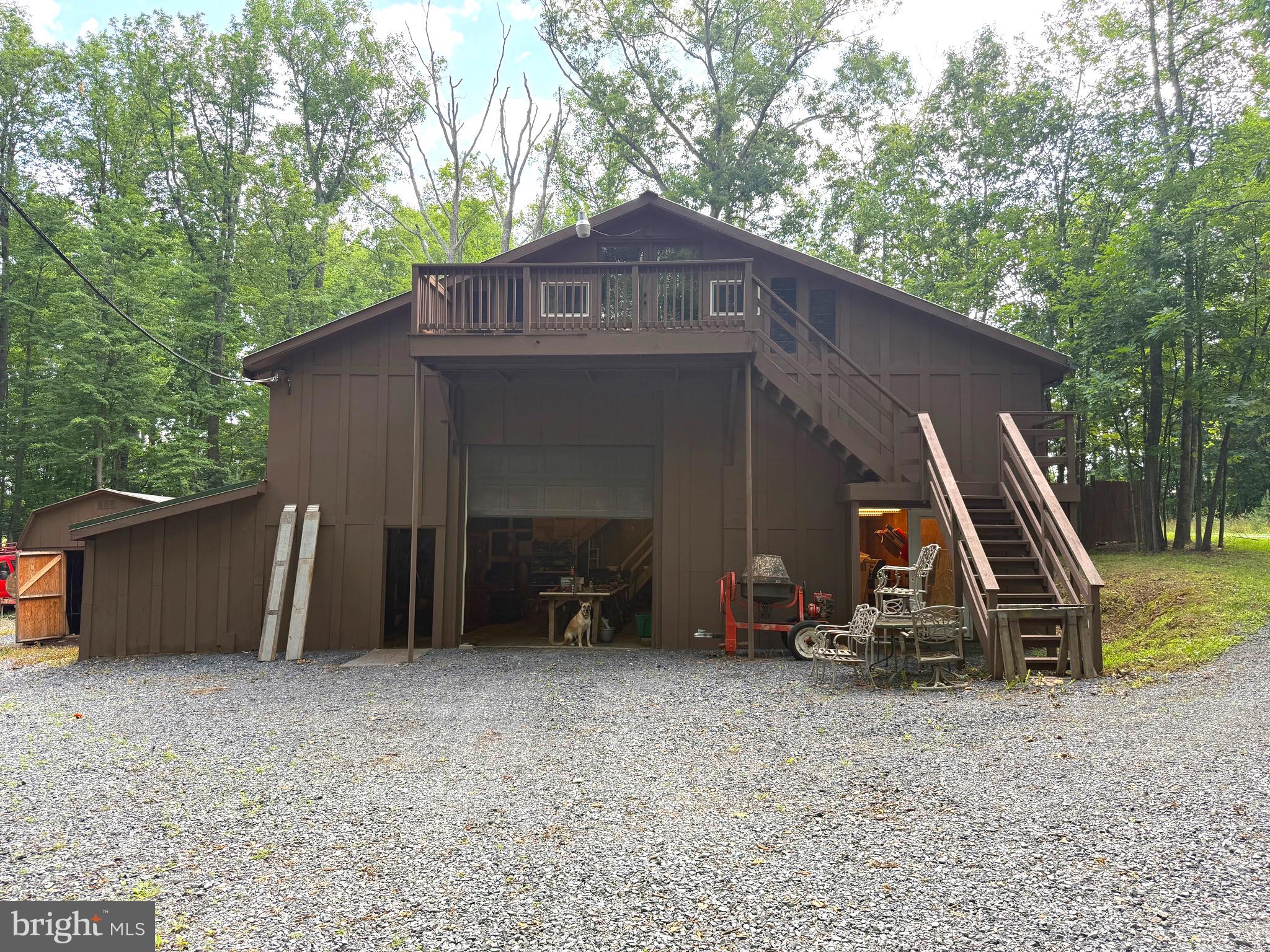 SLEEPY CREEK MOUNTAIN RETREAT - Residential