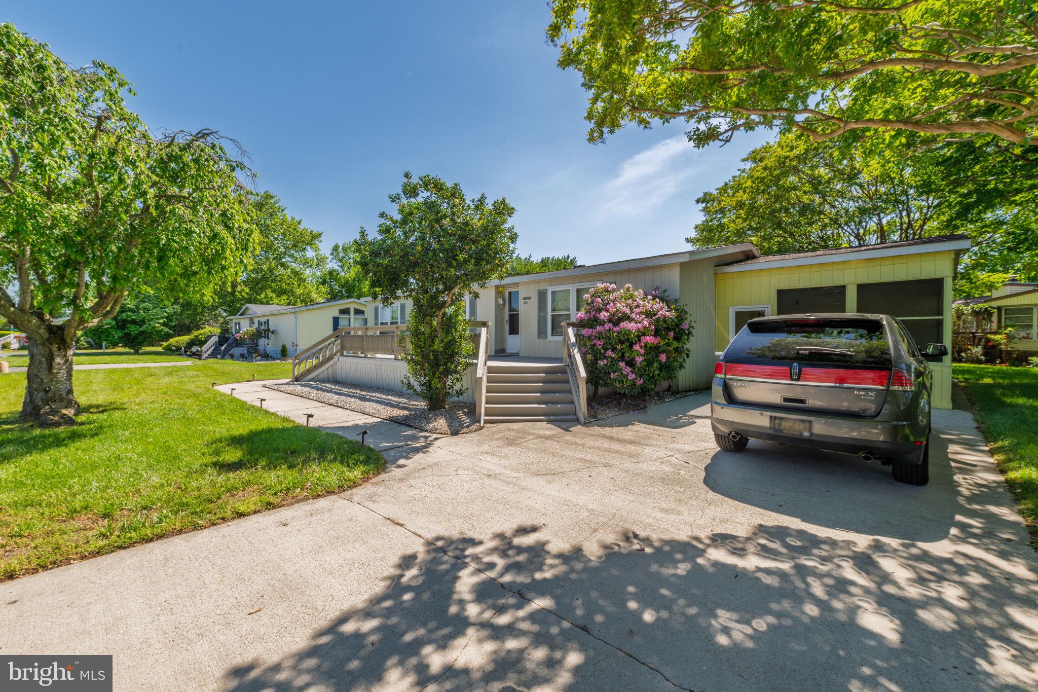 ASPEN MEADOWS - Residential