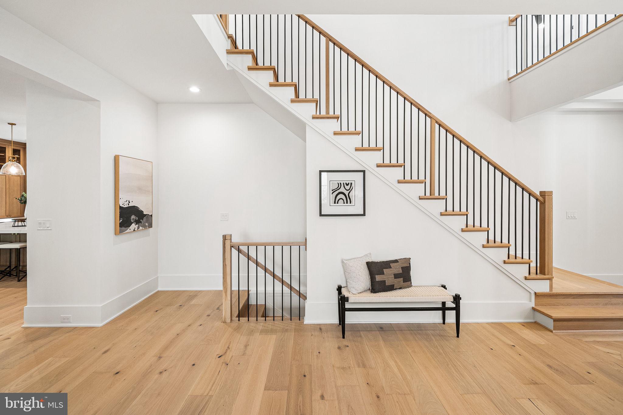 BROYHILL FOREST - Residential
