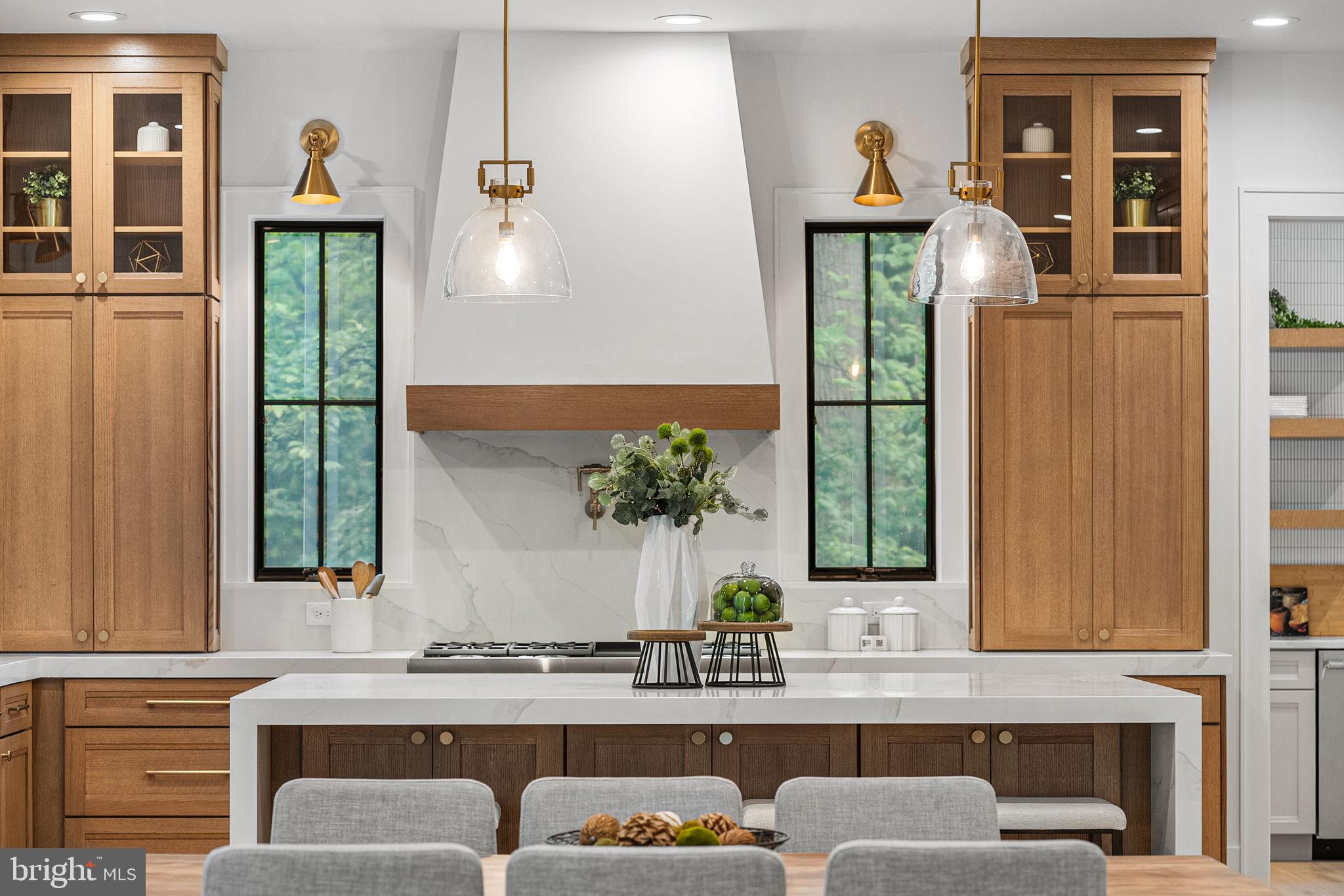 BROYHILL FOREST - Residential