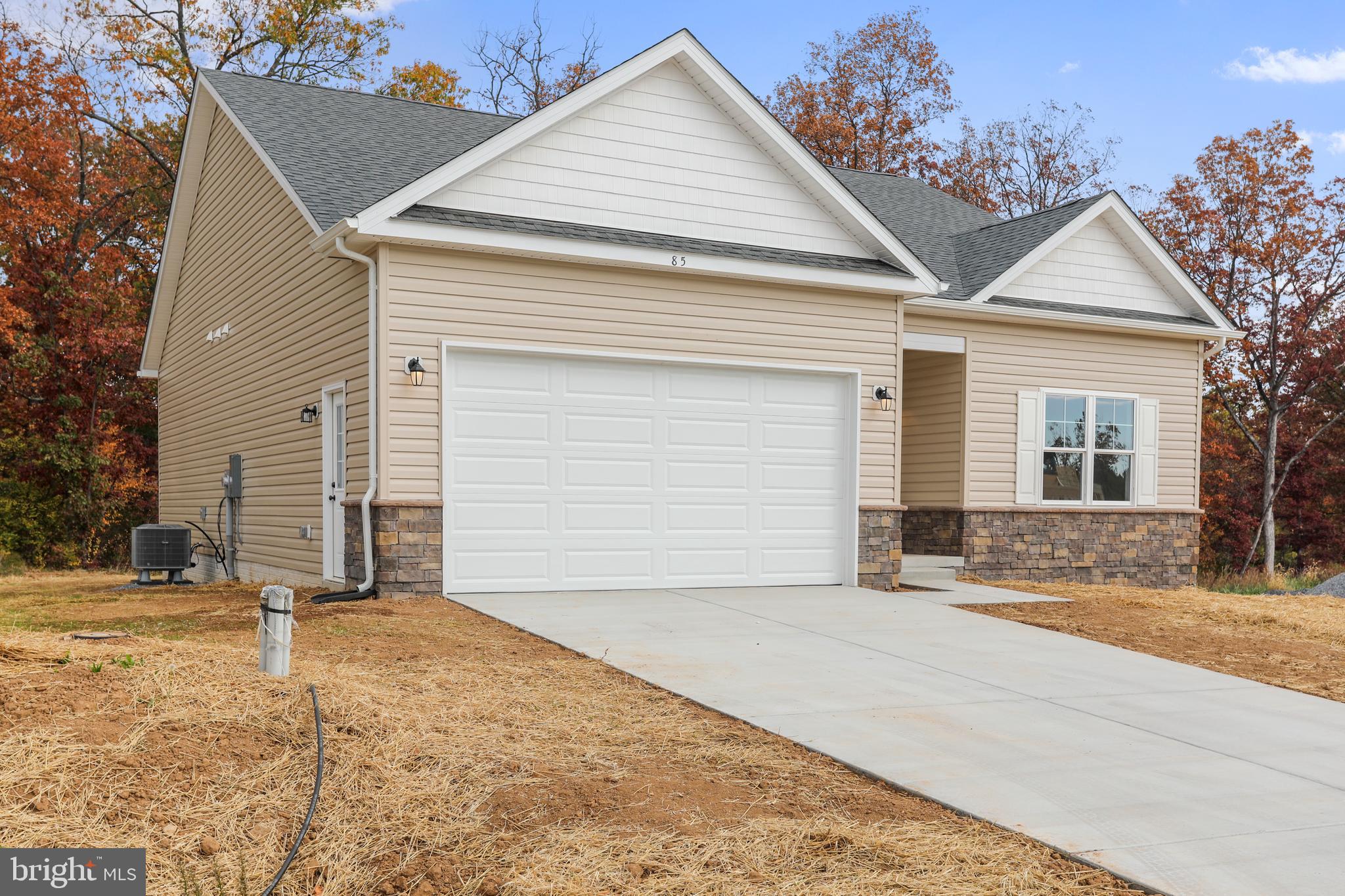 CAREFREE ACRES - Residential