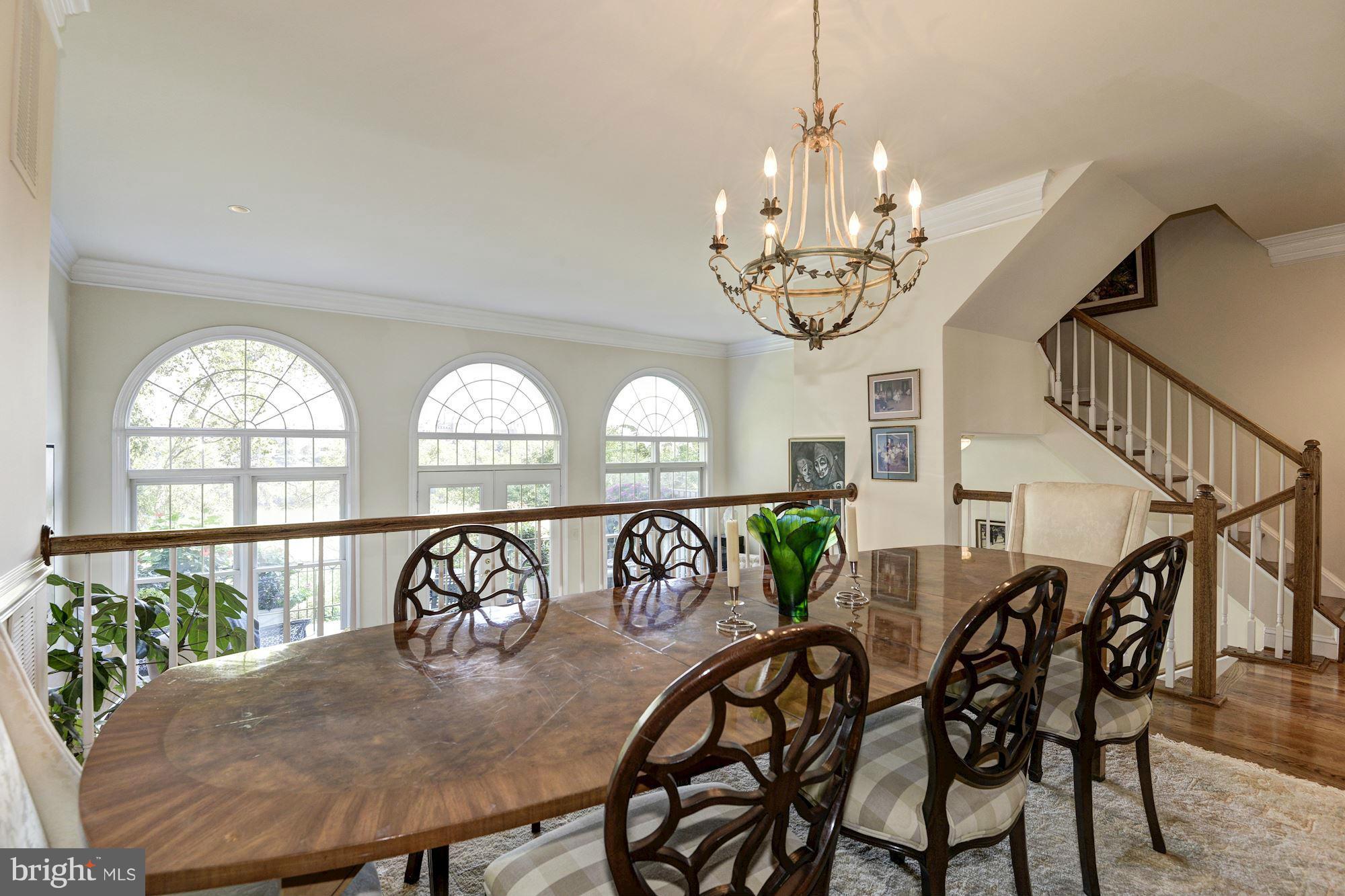 PALISADES PARK - Residential