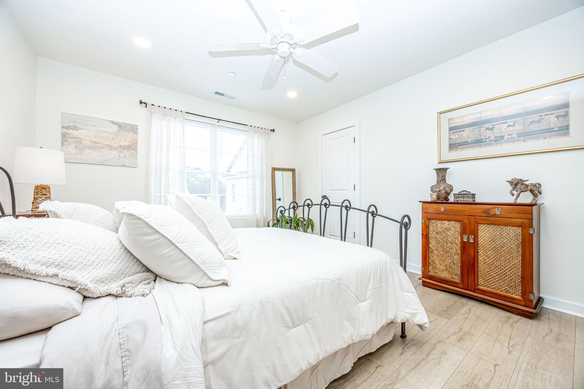 LONG BEACH ESTATES - Residential