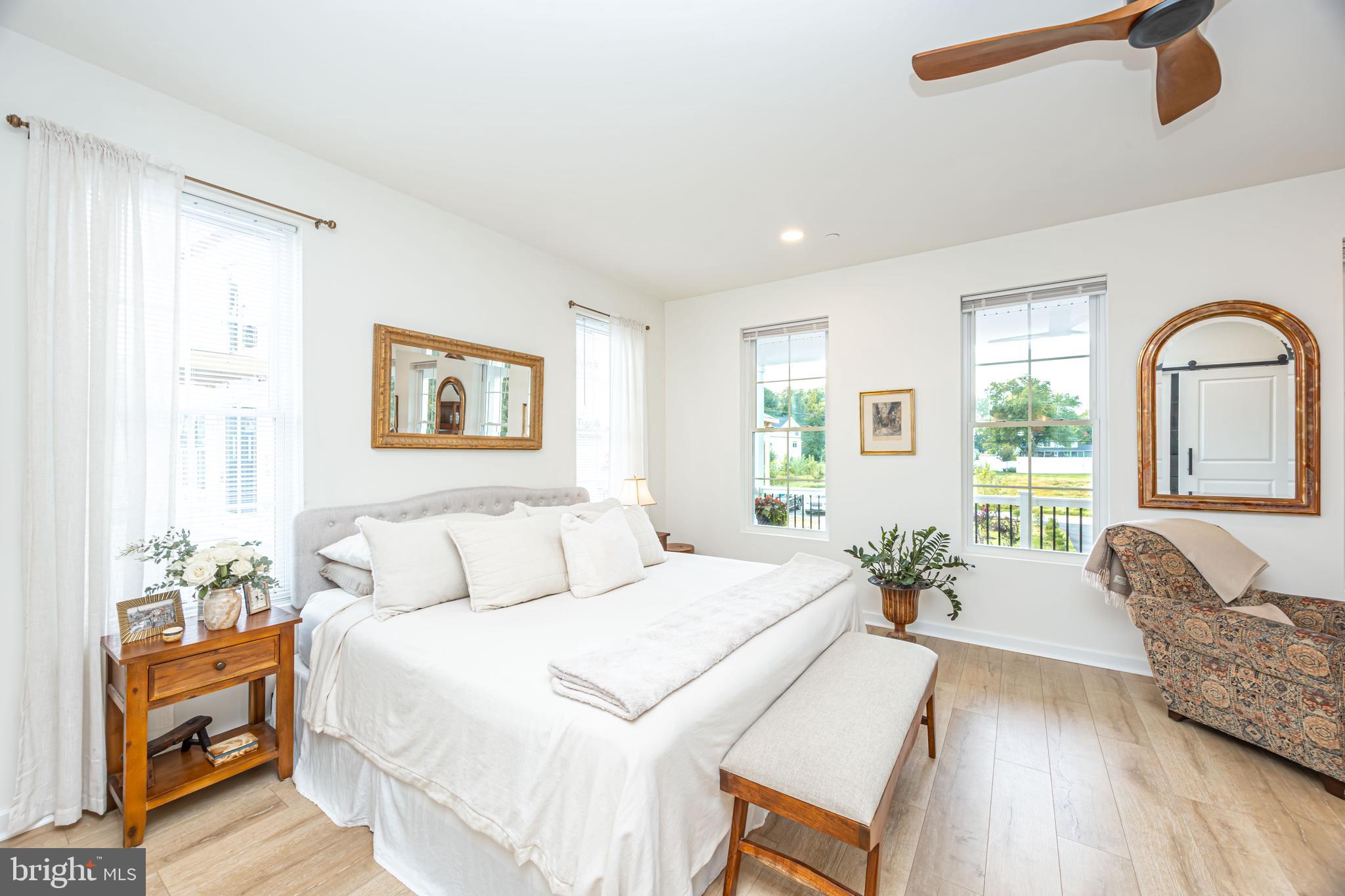 LONG BEACH ESTATES - Residential