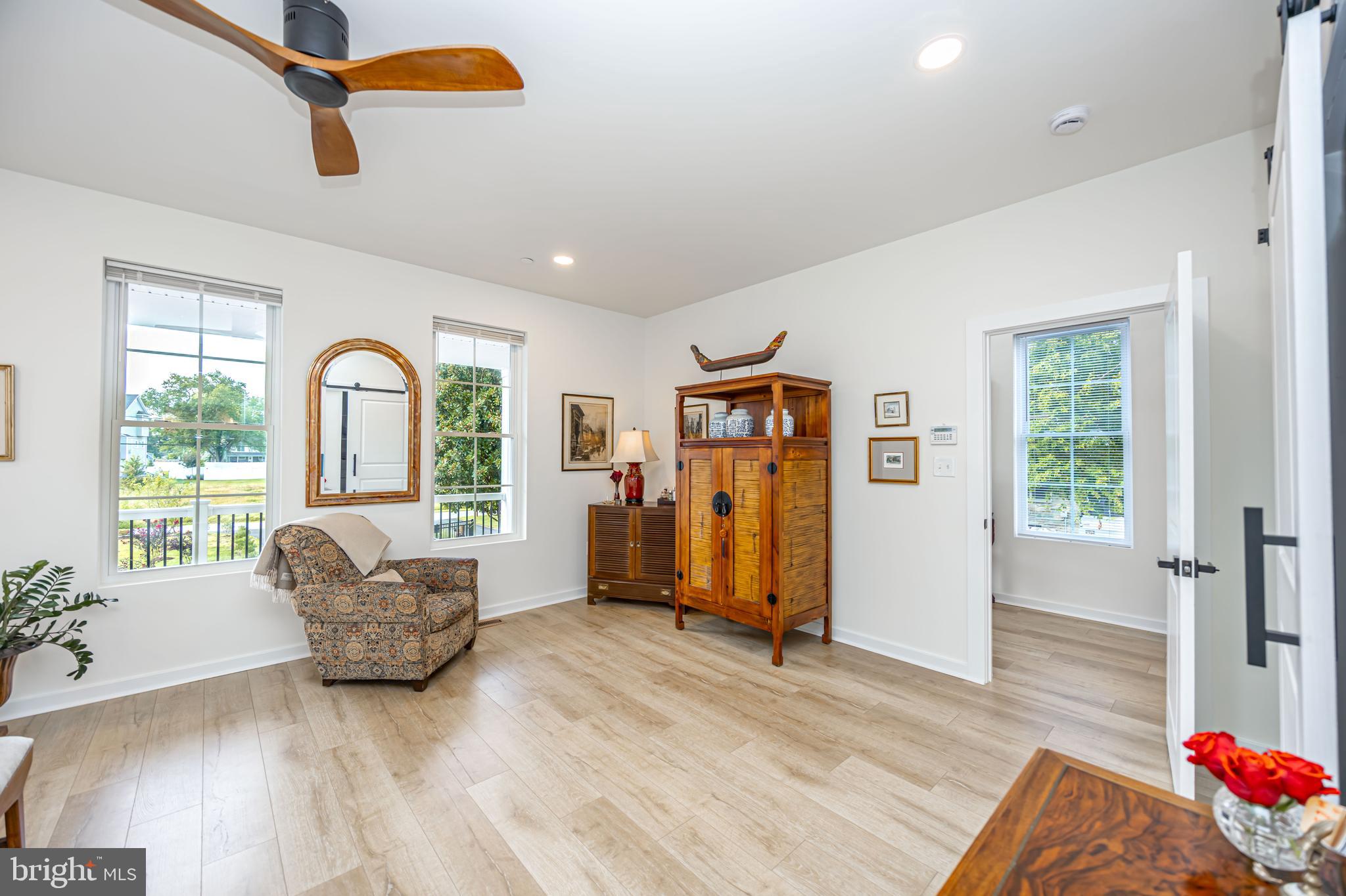 LONG BEACH ESTATES - Residential