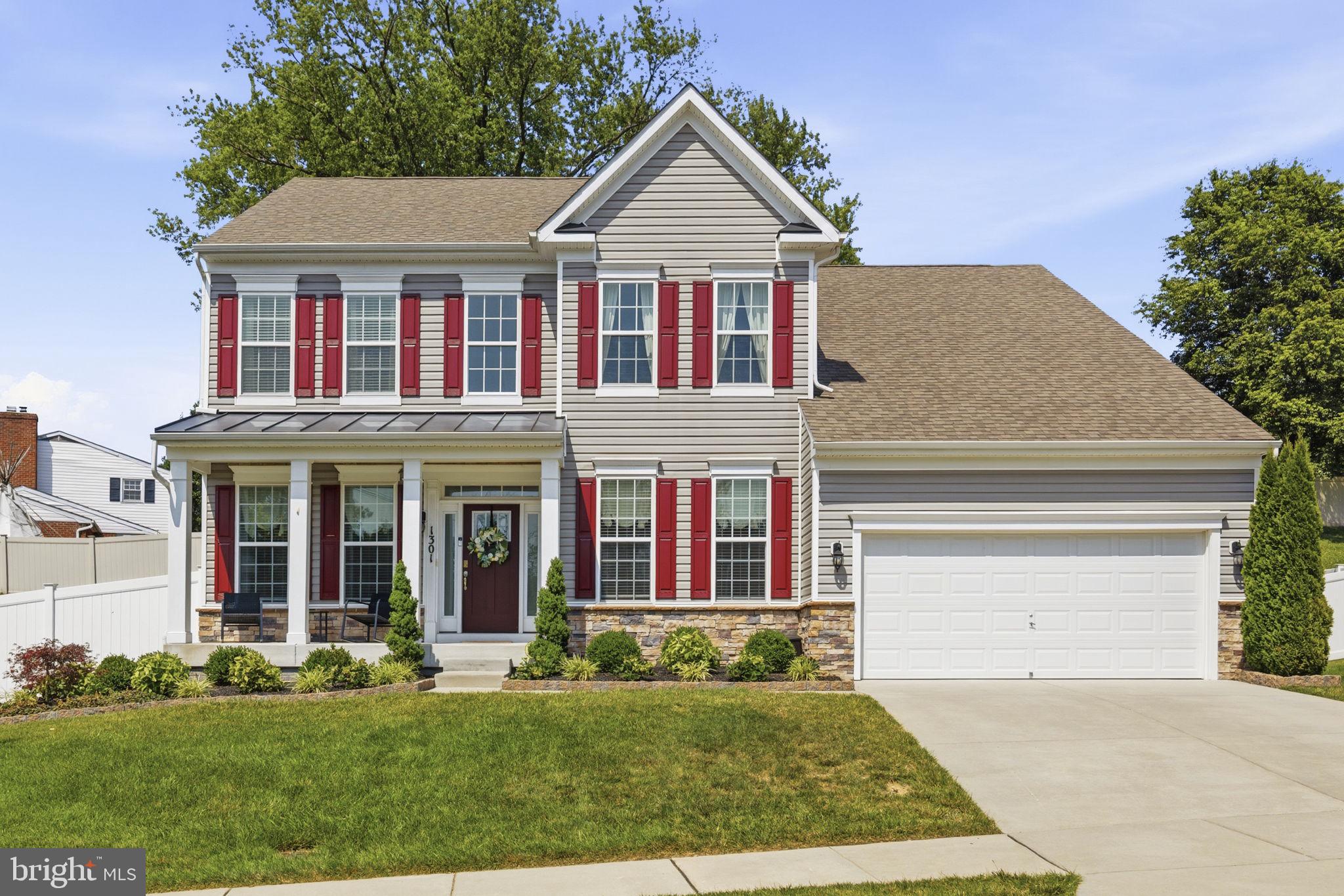SOMERSET HILL - Residential
